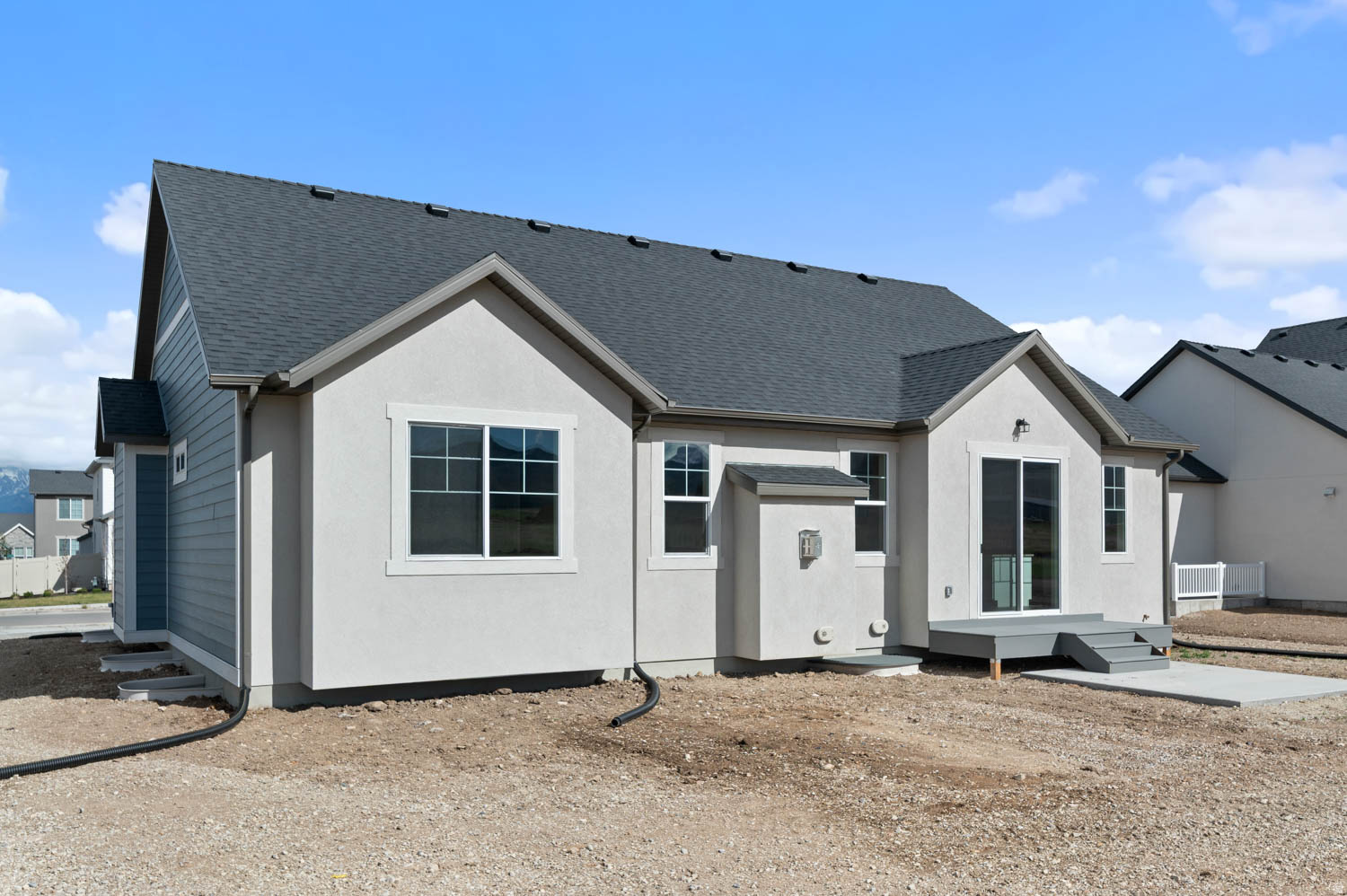 DRY CREEK COLLECTION 230 - Residential