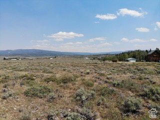 WILDERNESS ACRES - Land