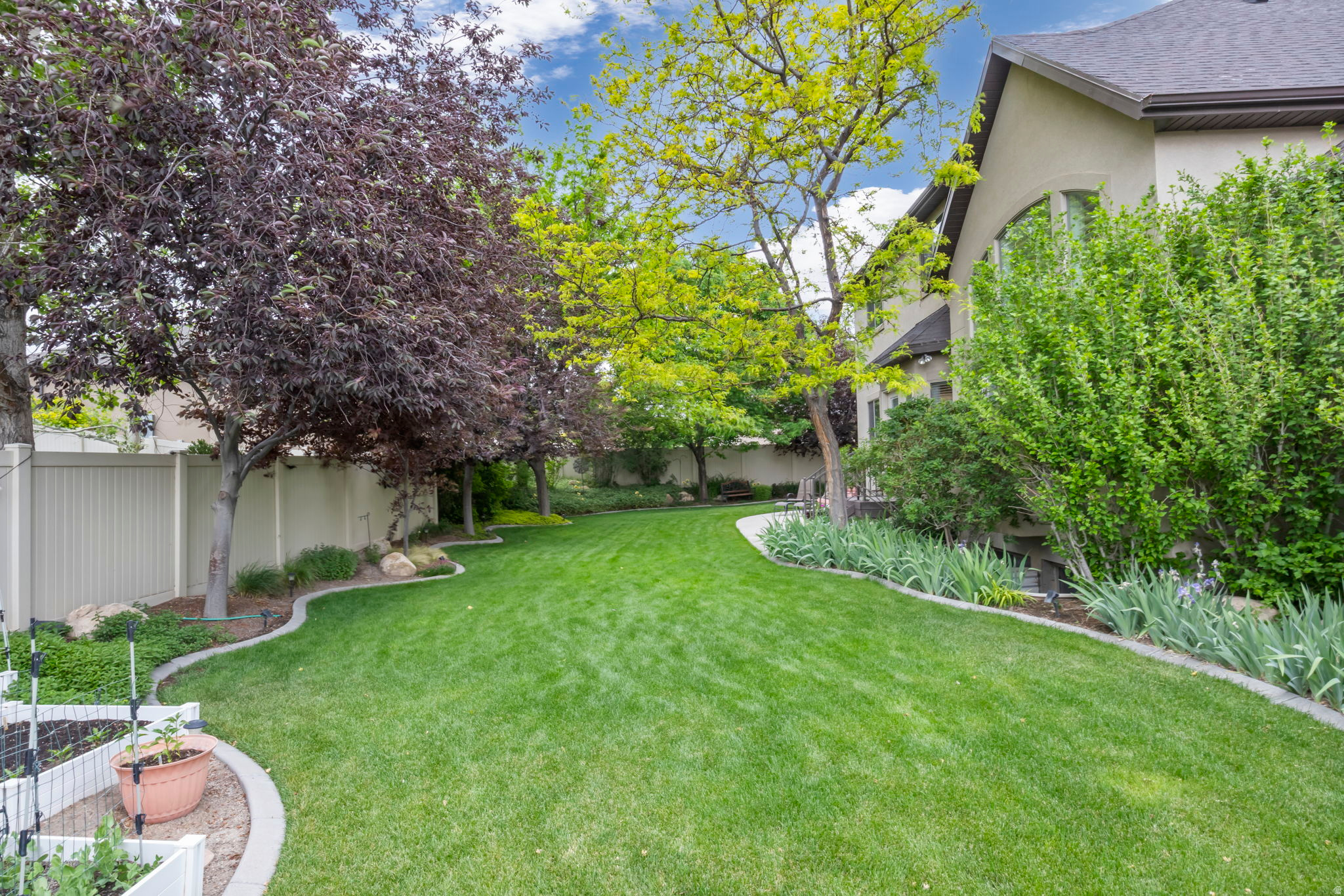 ASPEN HILLS - Residential