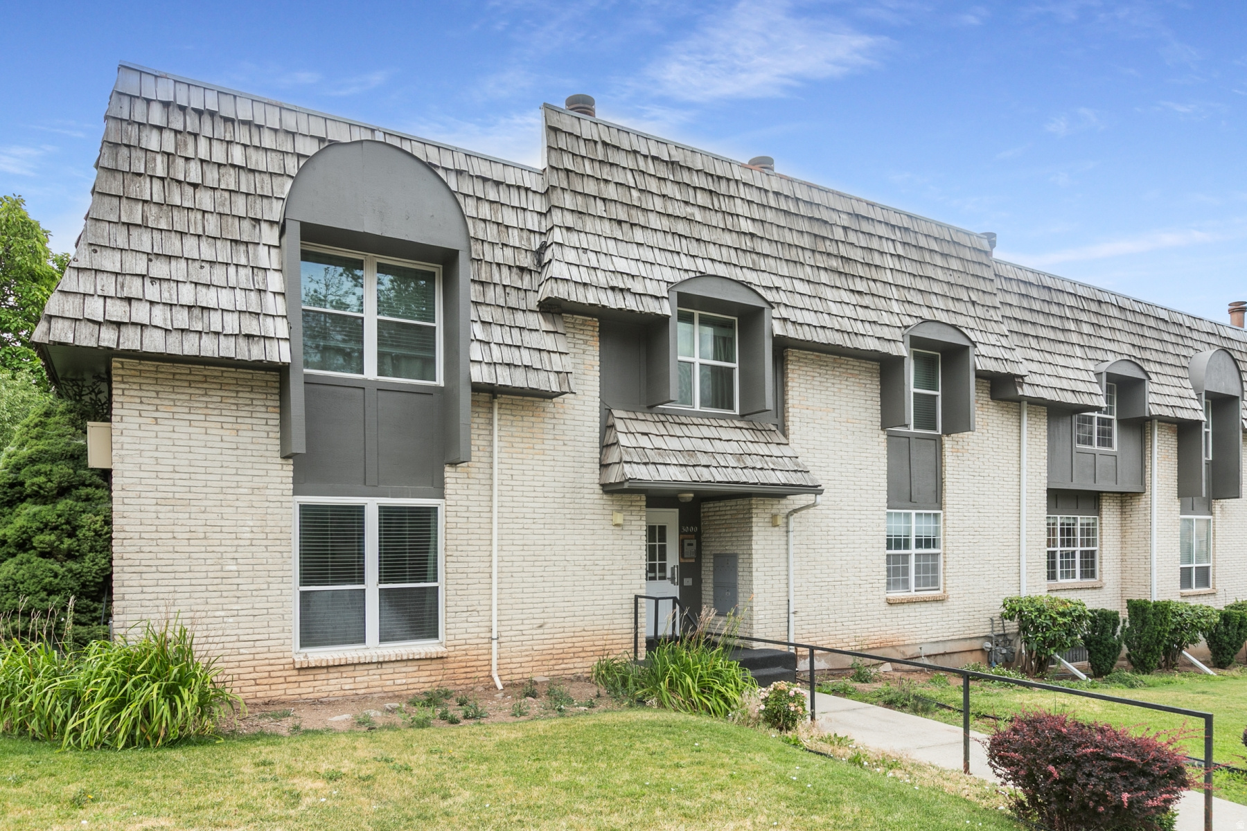 ROYAL OAKS C - Residential