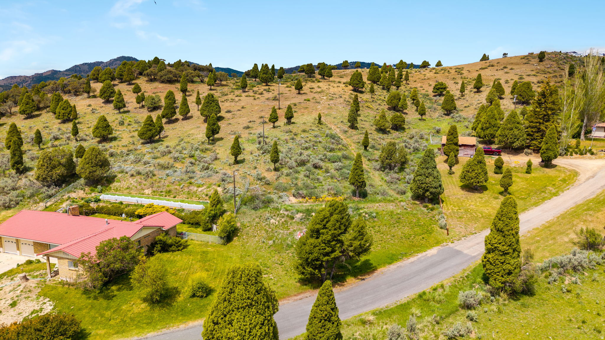 CEDAR VIEW - Land