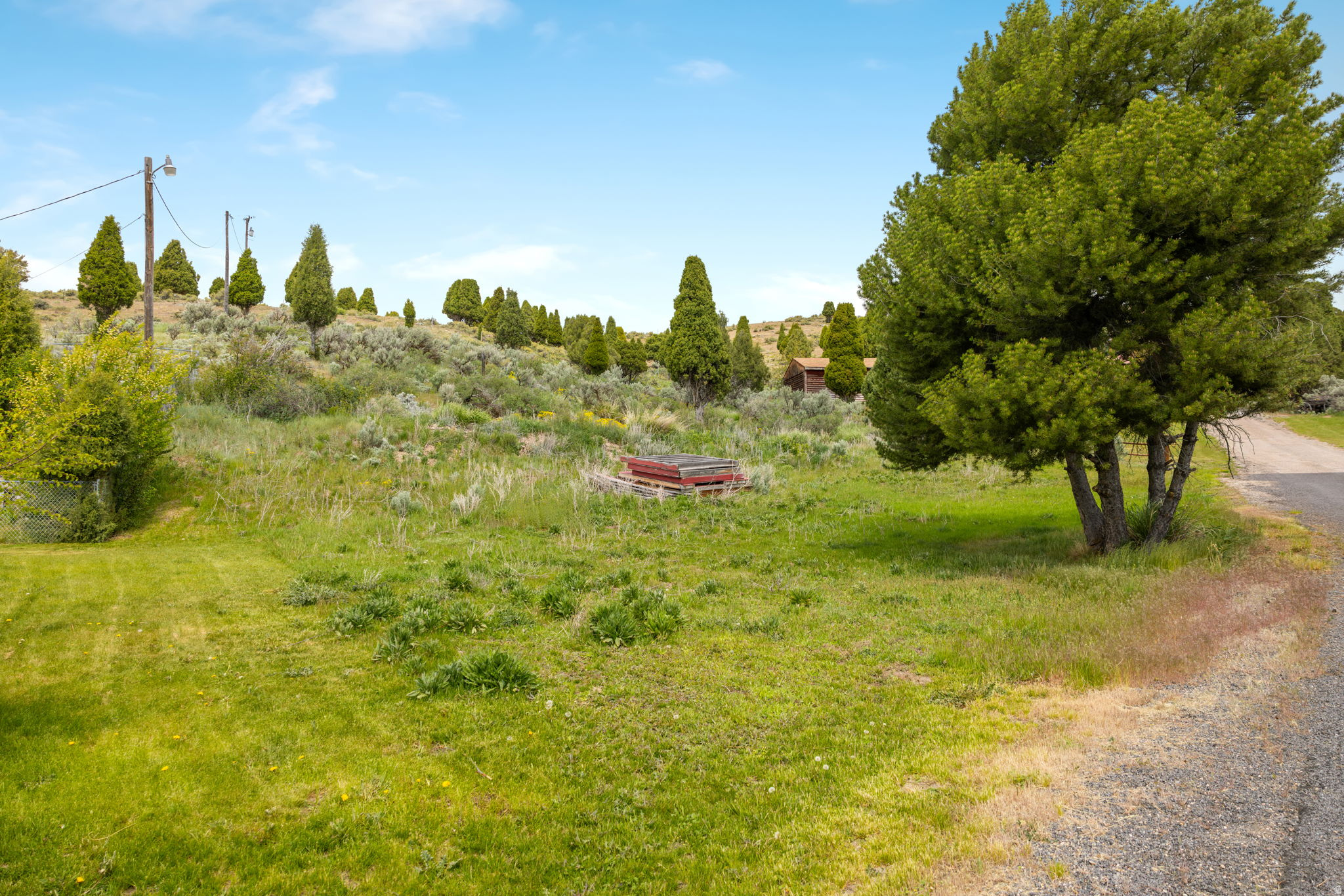 CEDAR VIEW - Land