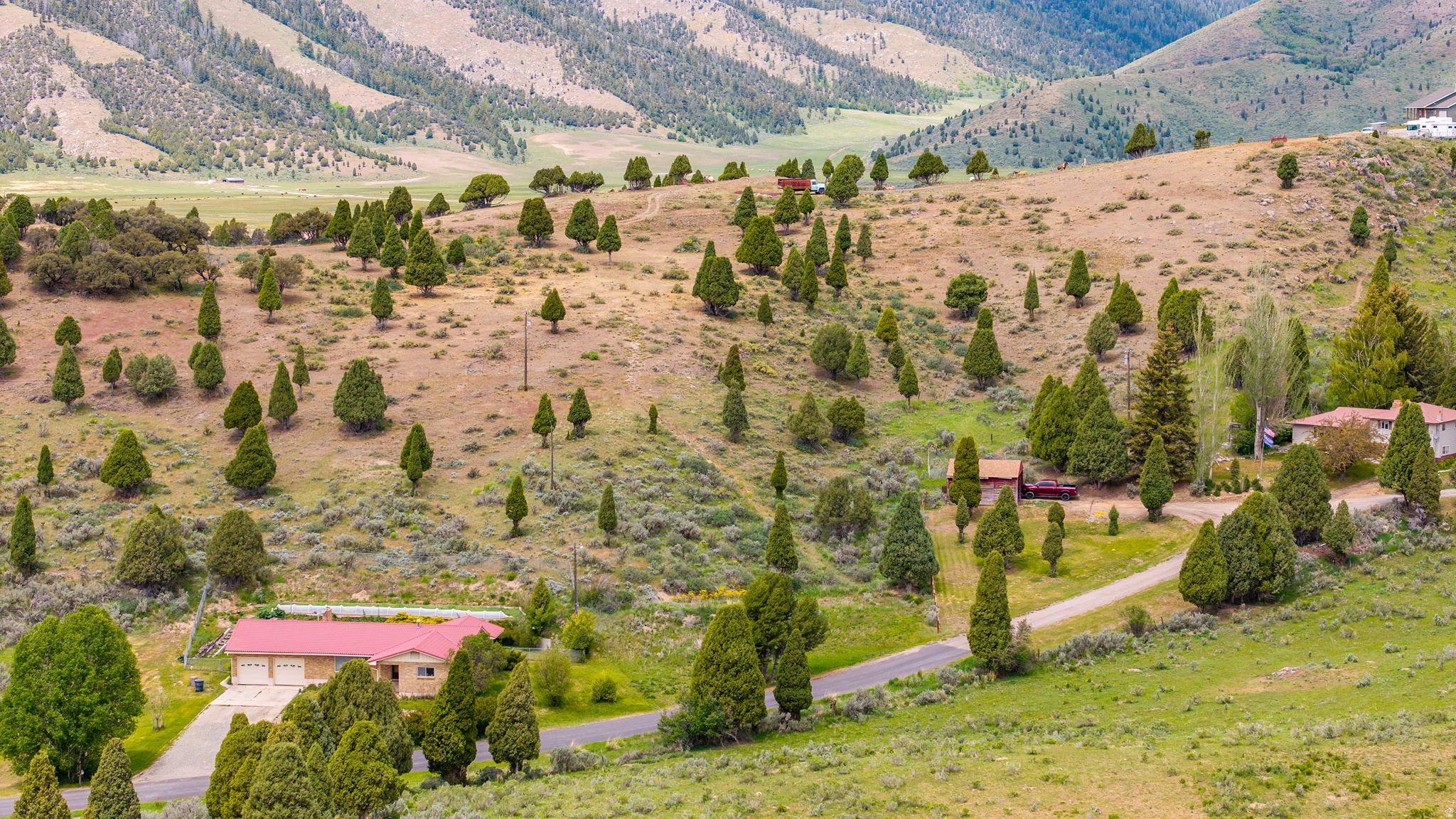 CEDAR VIEW - Land