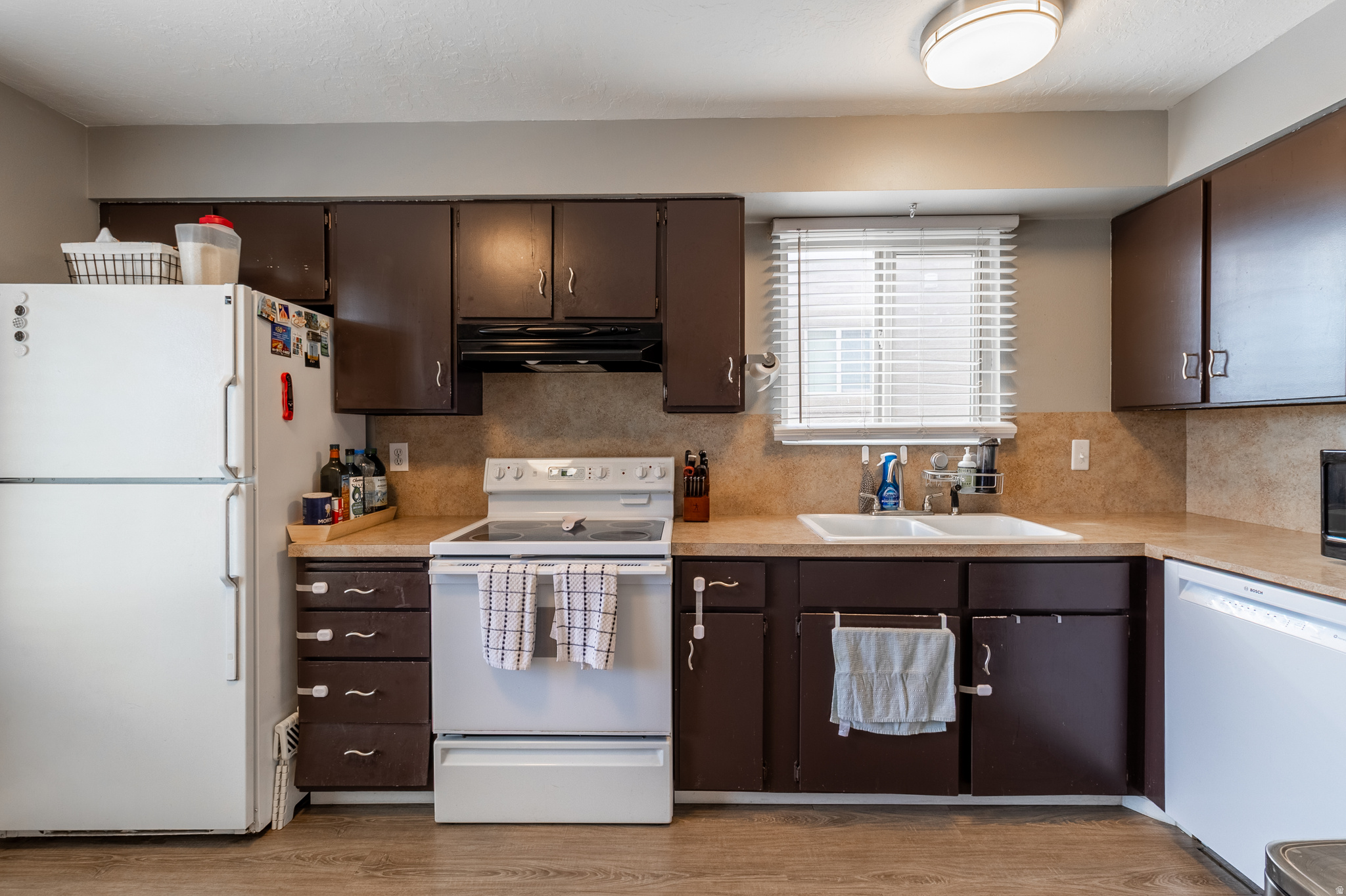 MEADOWS EAST - Residential
