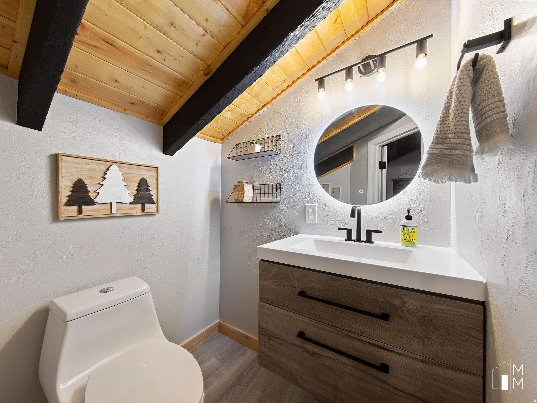 CHALET VILLAGE - Residential