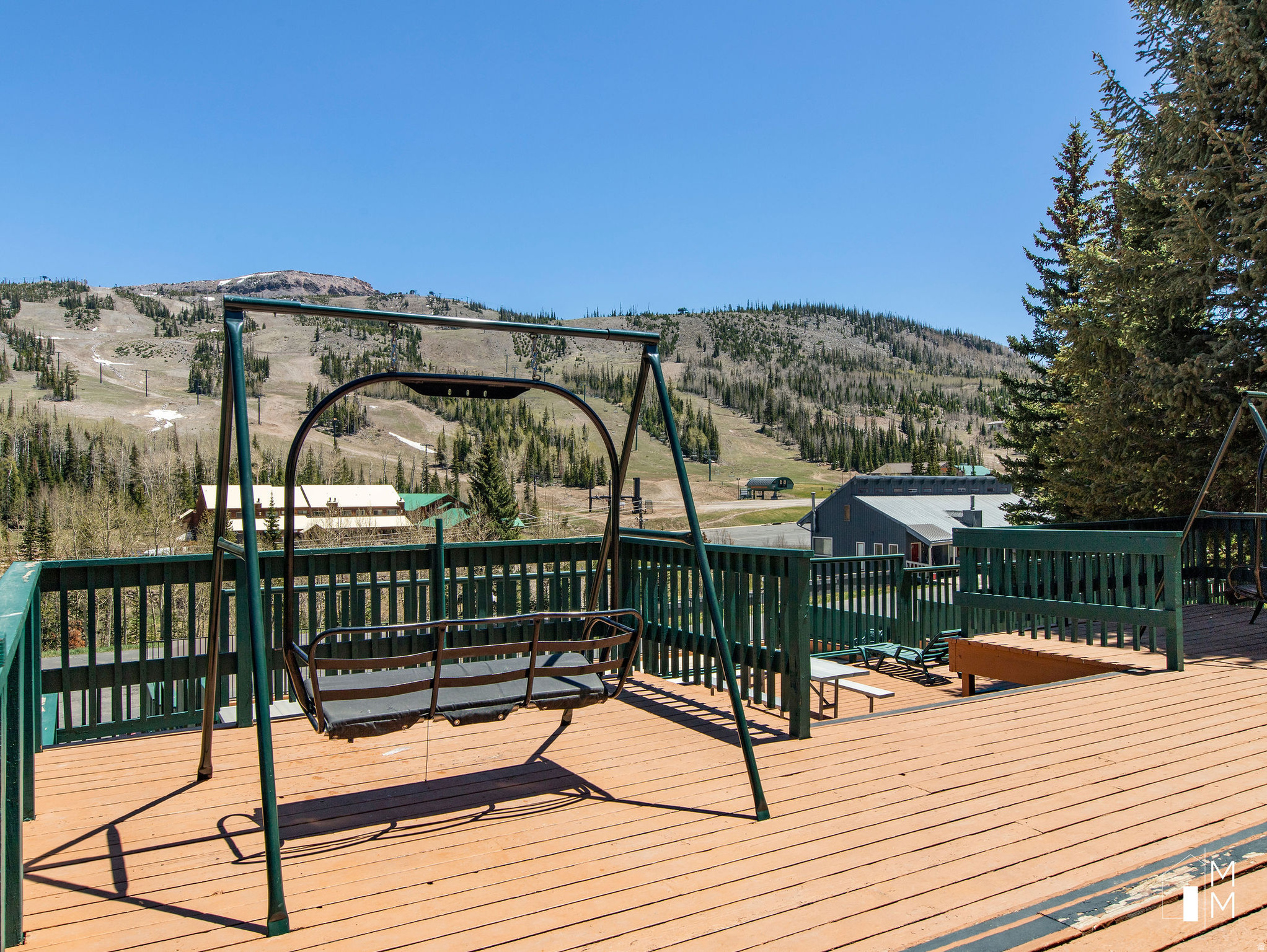 CHALET VILLAGE - Residential