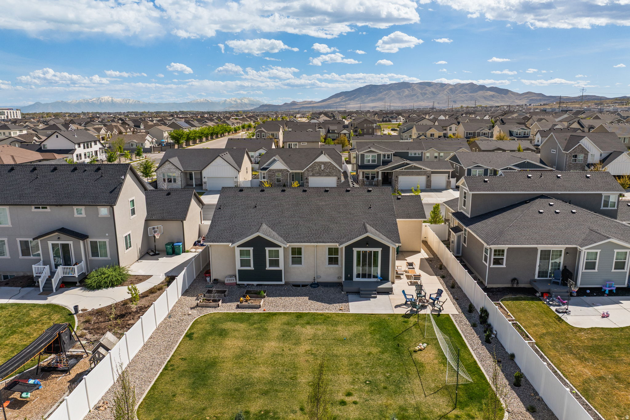 HOLBROOK FARMS - Residential