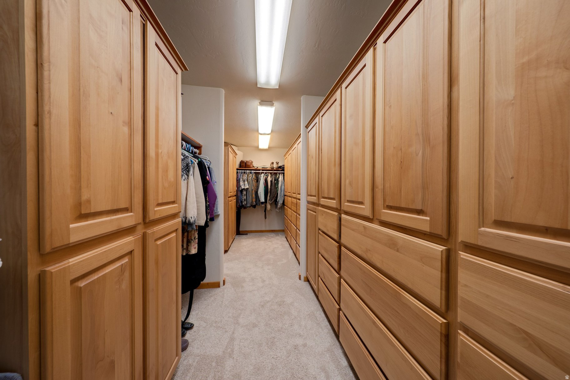 EAGLES LANDING - Residential