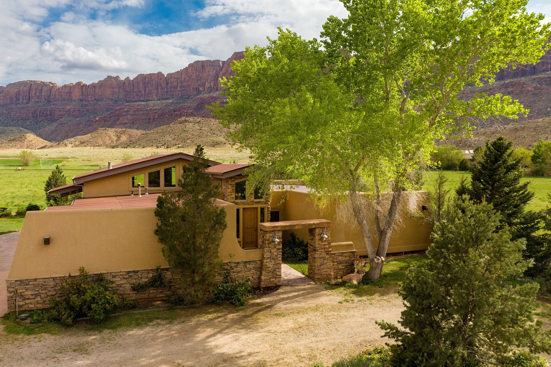 EAGLES LANDING - Residential