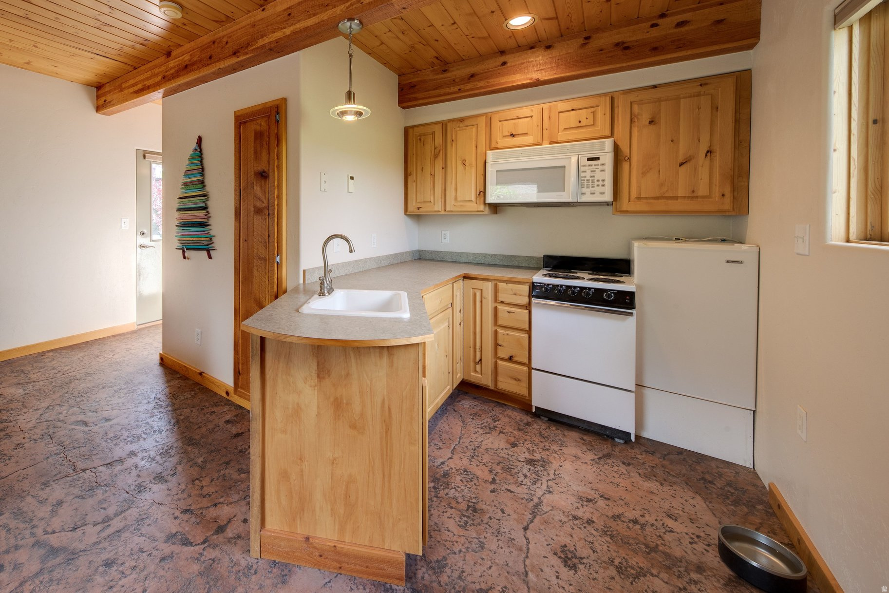 EAGLES LANDING - Residential