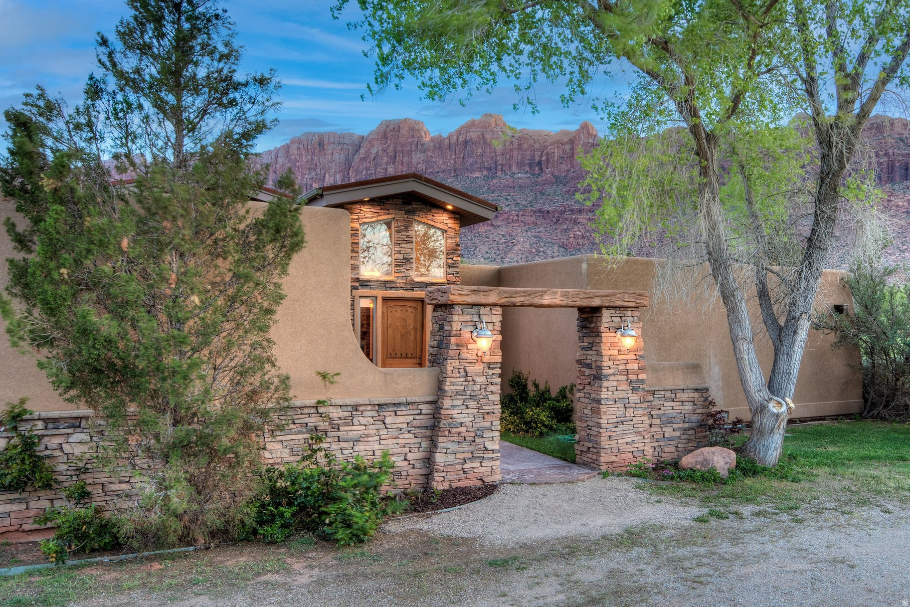 EAGLES LANDING - Residential