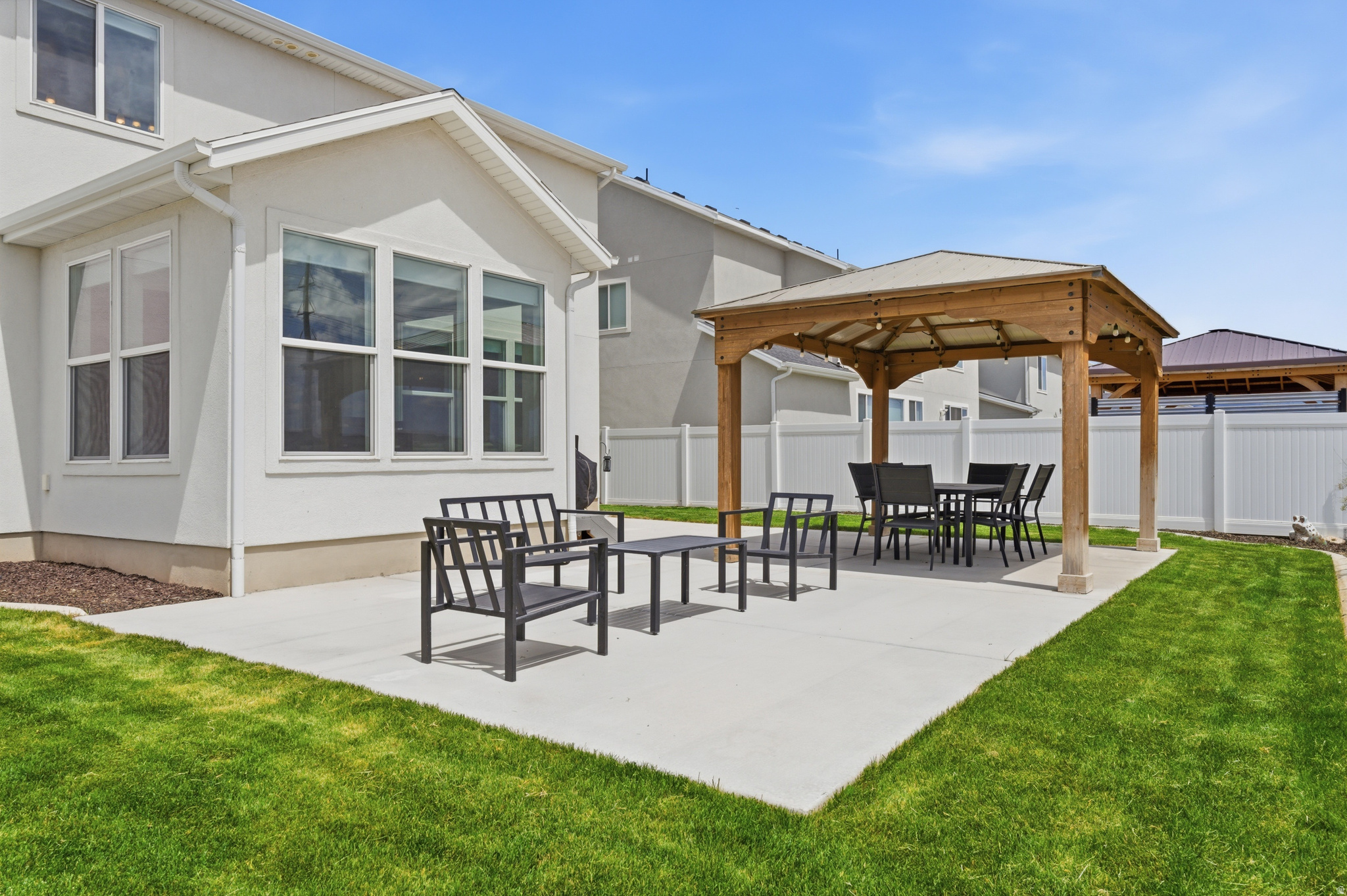 AF CROSSING - Residential