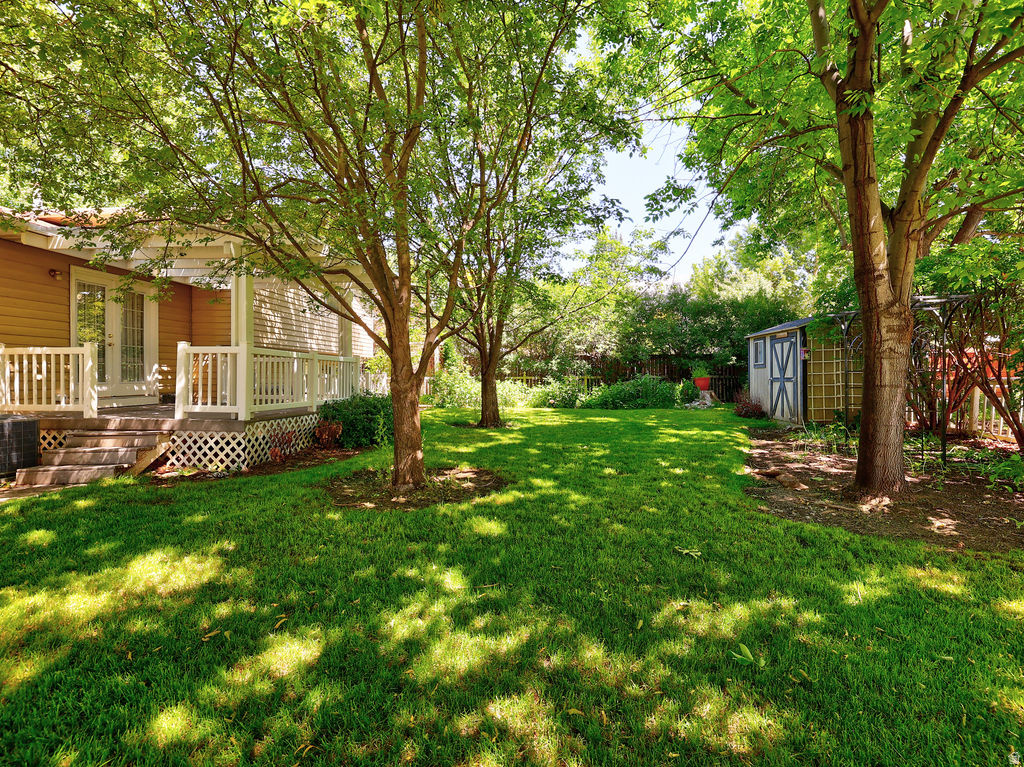 COVE WOOD - Residential