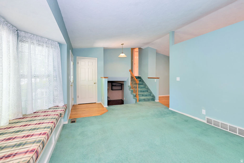 COVE WOOD - Residential