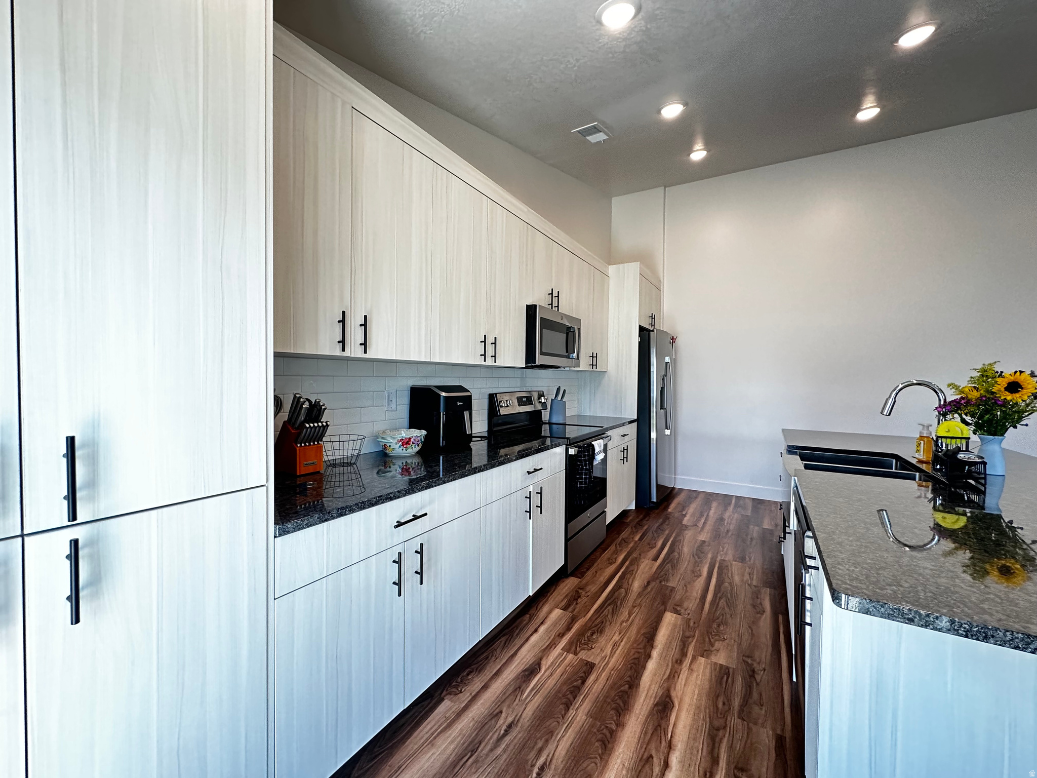 HARVEST COVE - Residential