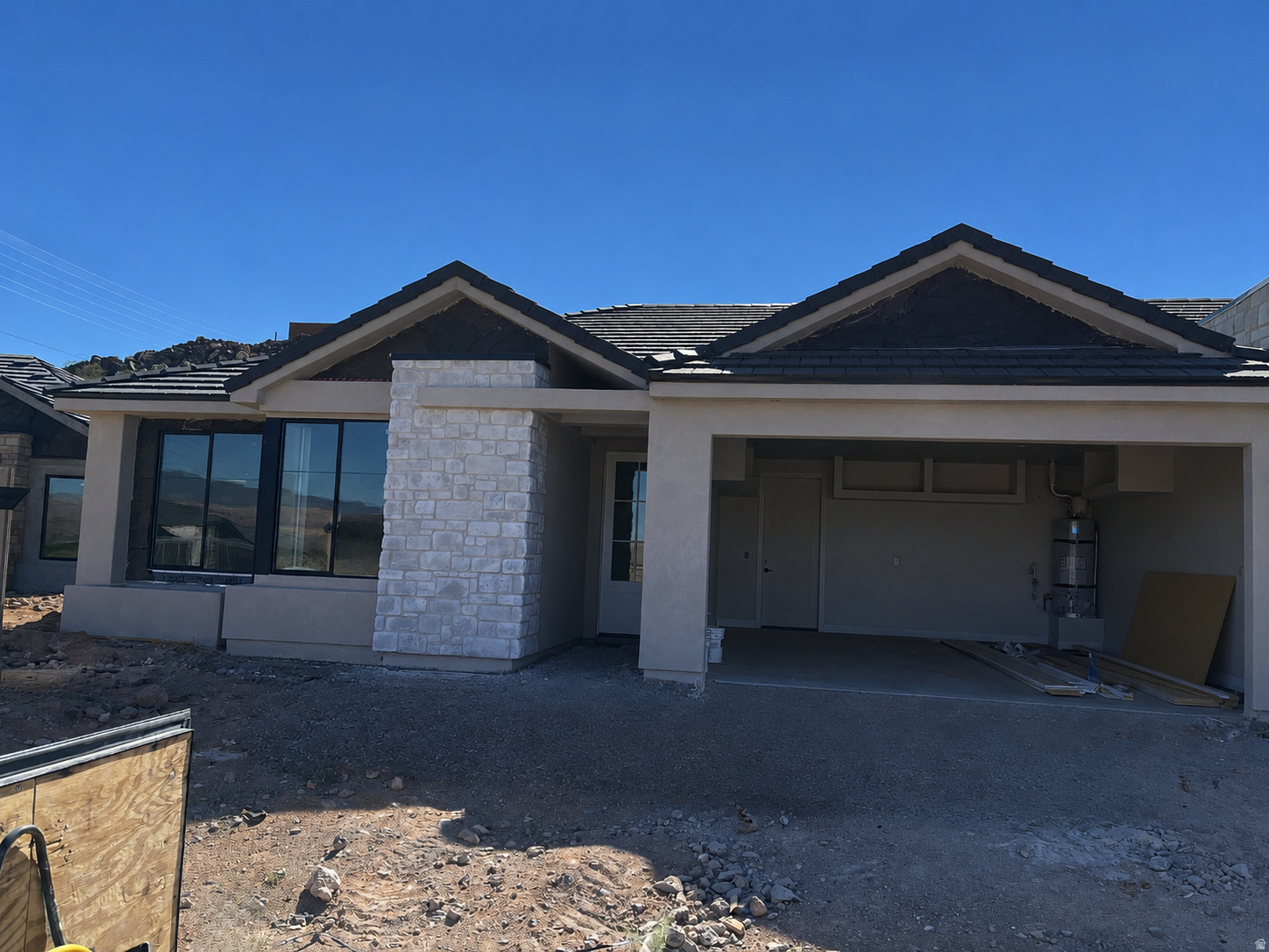 PAINTED SANDS - Residential