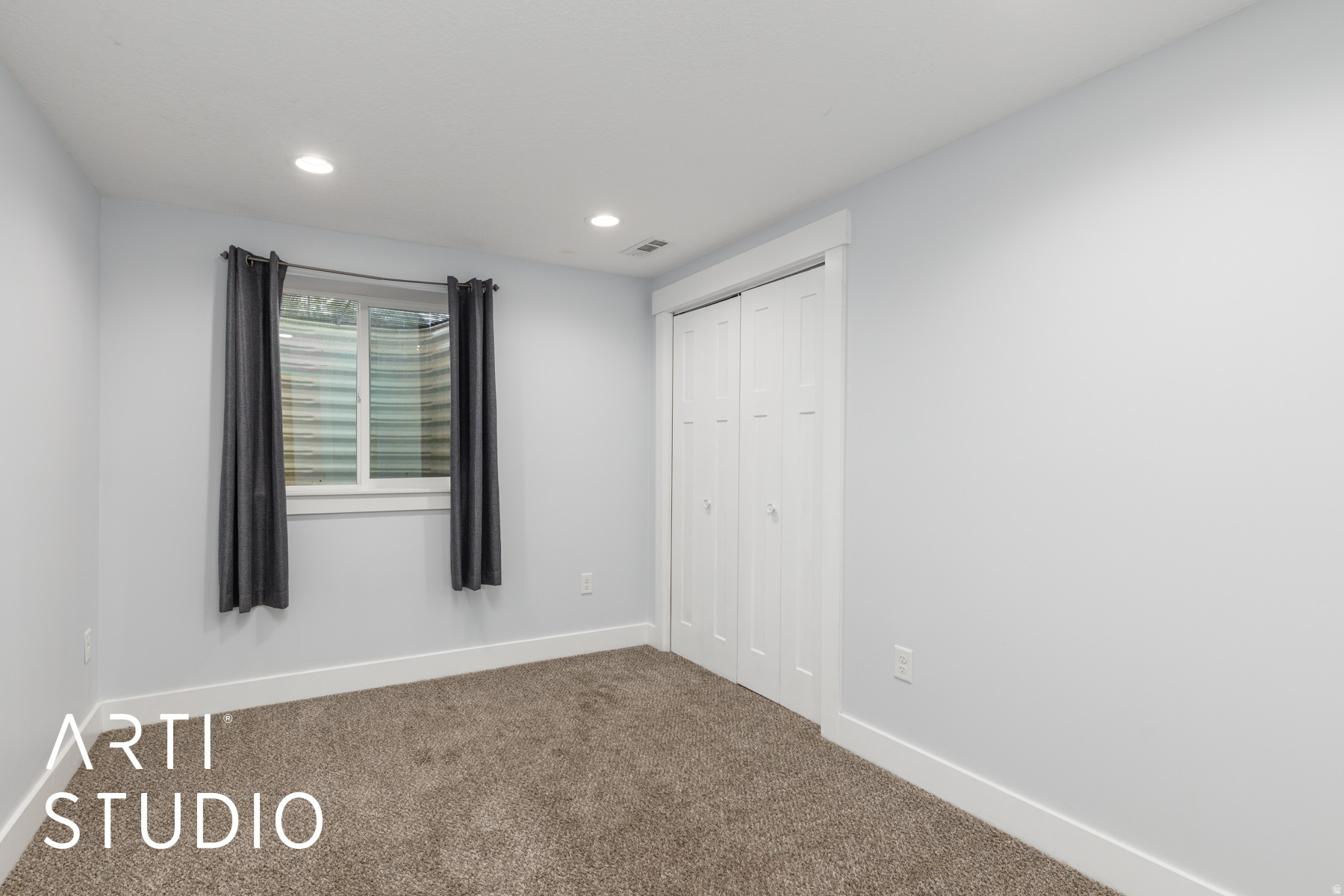 CAROLE HEIGHTS - Residential