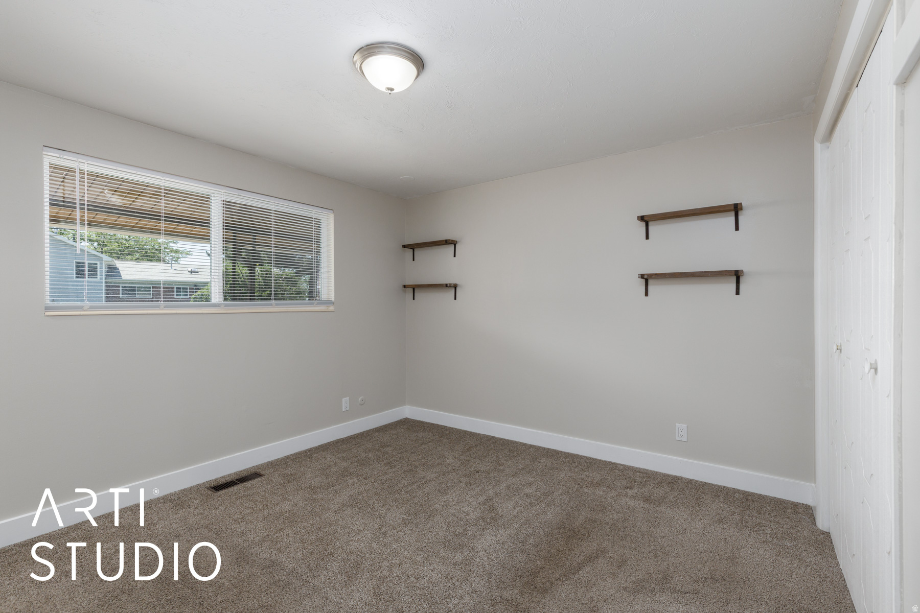 CAROLE HEIGHTS - Residential