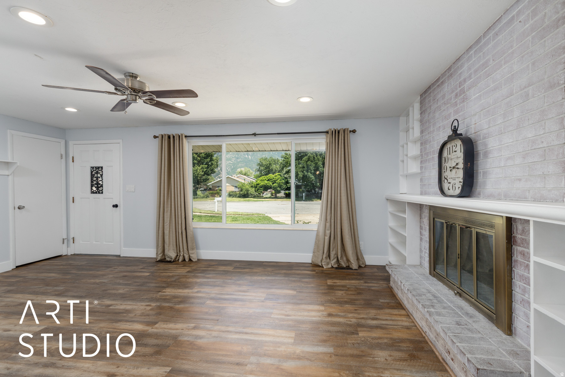 CAROLE HEIGHTS - Residential