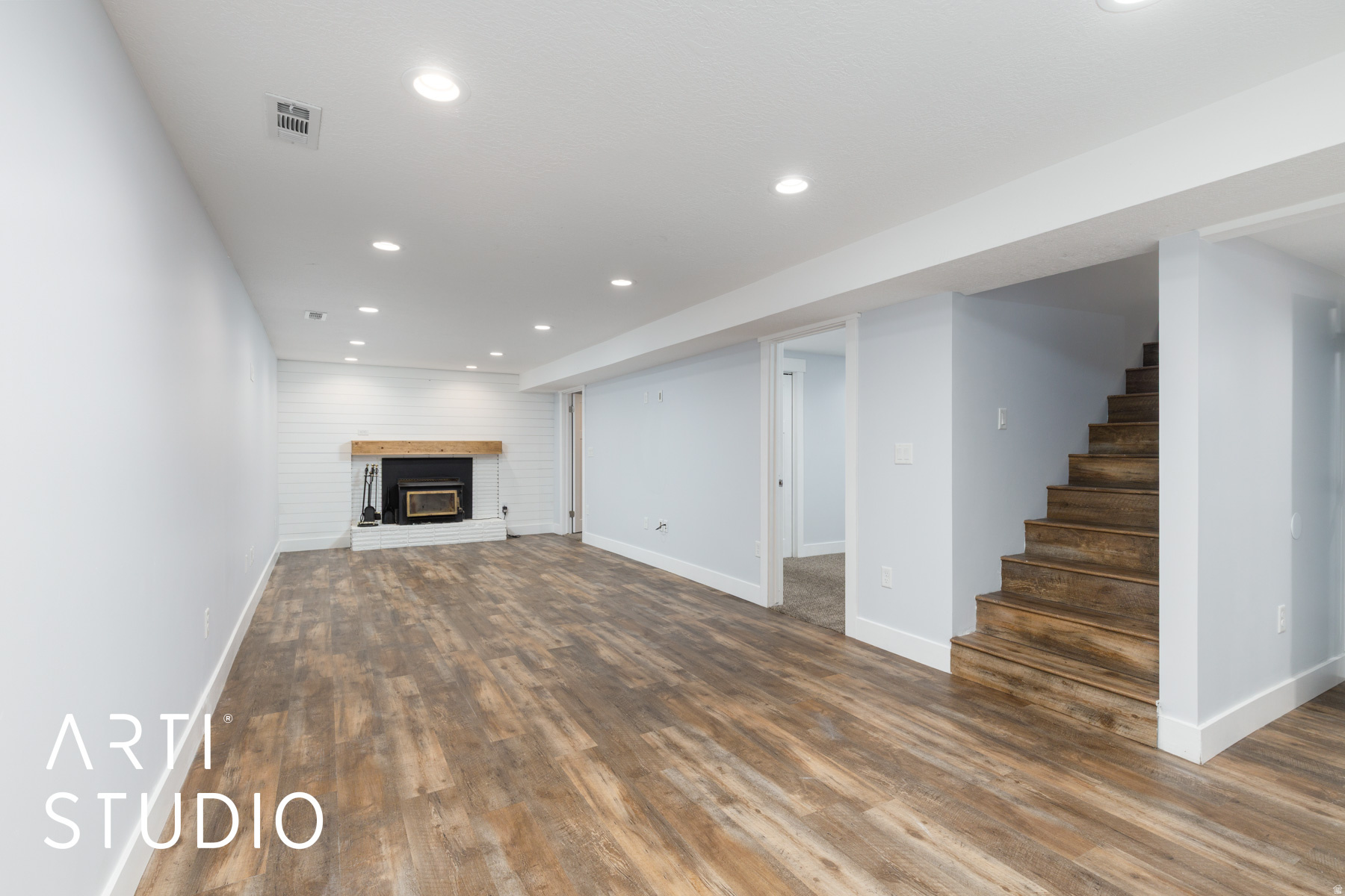 CAROLE HEIGHTS - Residential