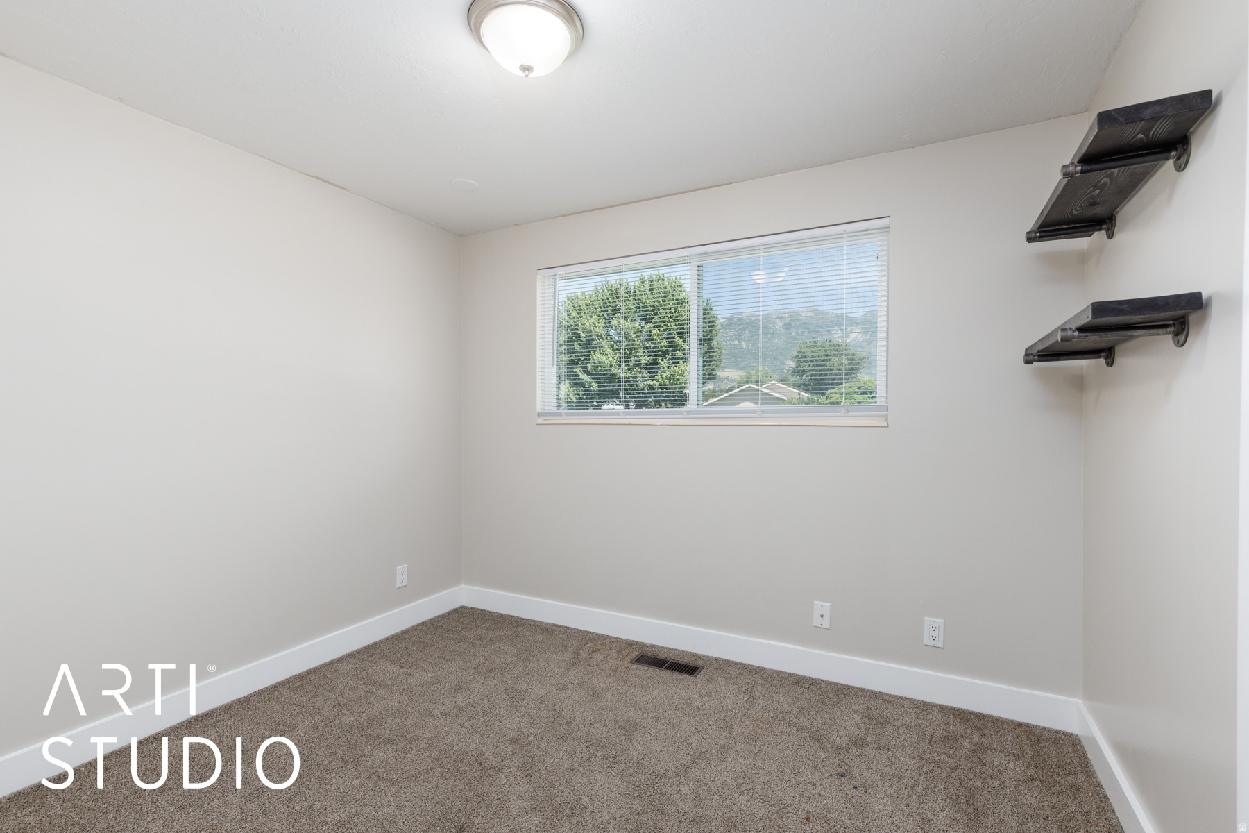 CAROLE HEIGHTS - Residential