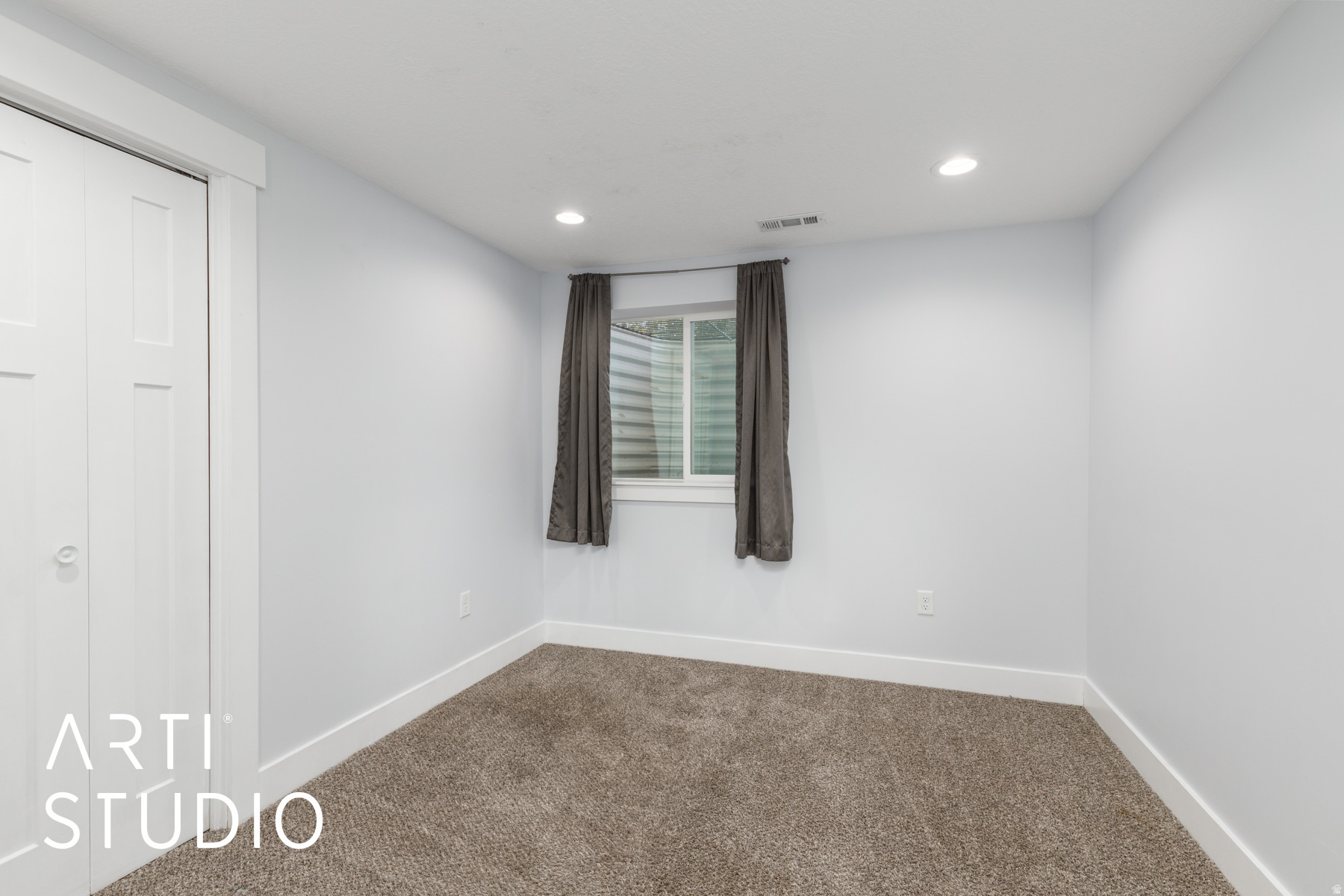 CAROLE HEIGHTS - Residential