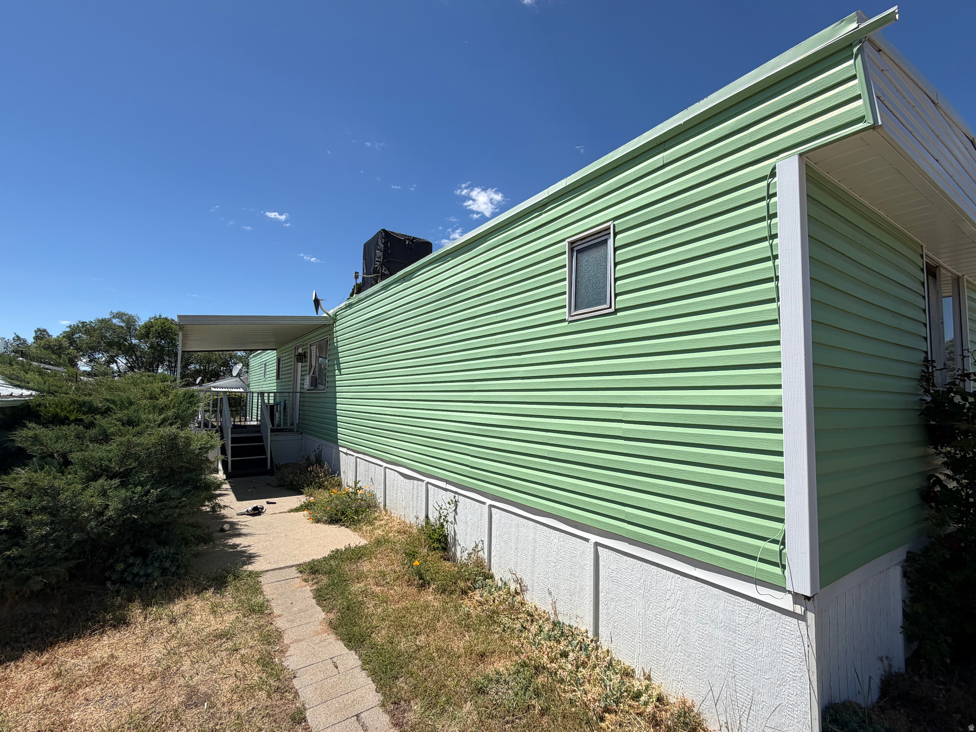 ROLLING HILLS - Residential