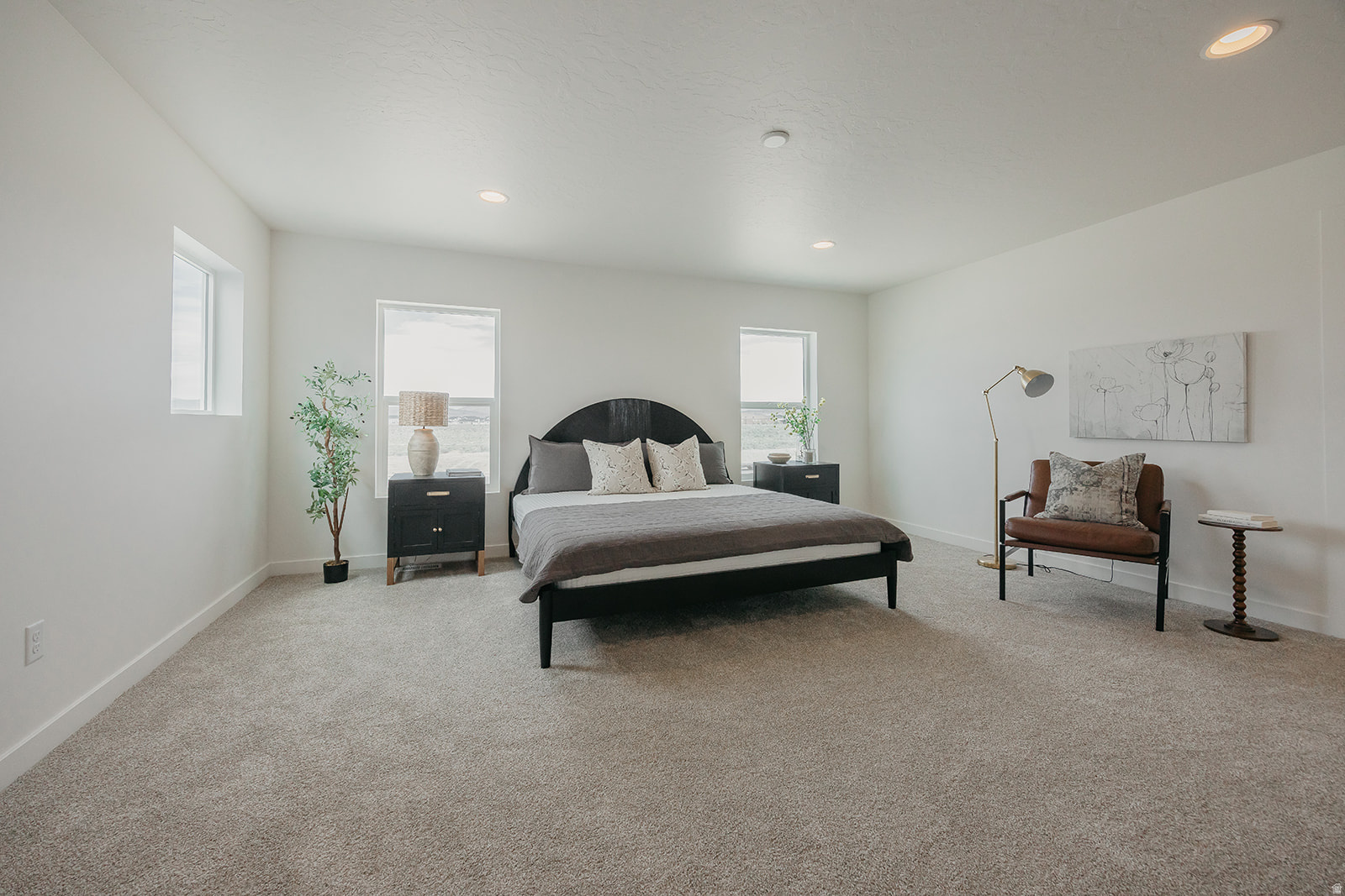 RIVERSIDE ESTATES - Residential