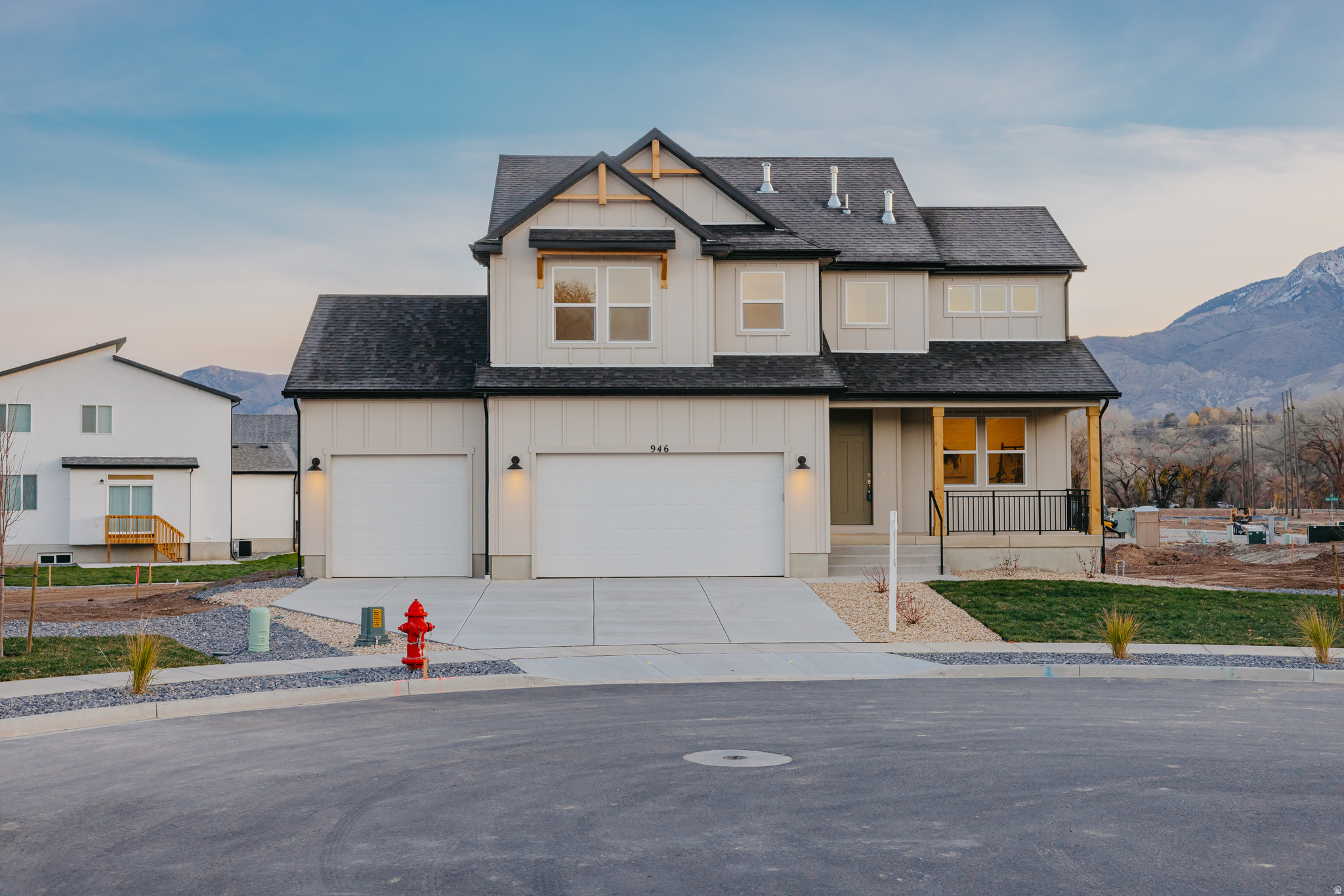 RIVERSIDE ESTATES - Residential