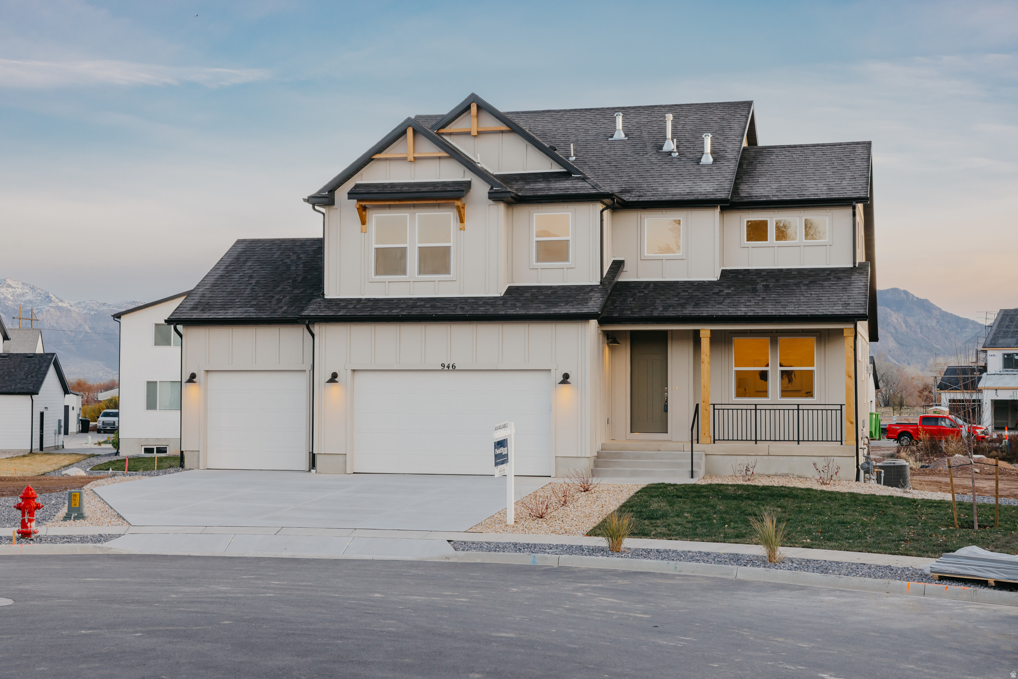 RIVERSIDE ESTATES - Residential
