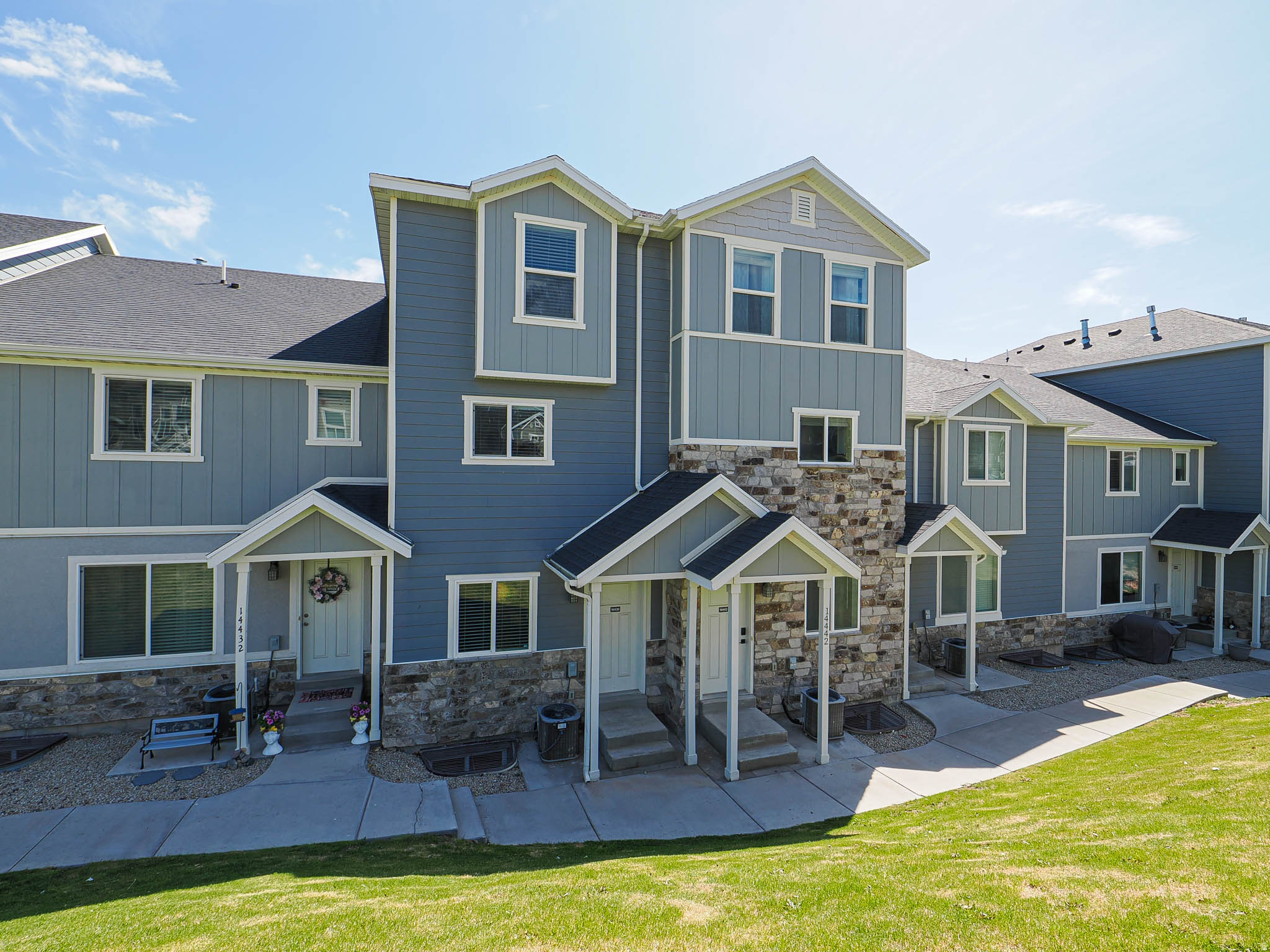 Darling Town home in the heart of Herriman.  Located in the quite neighborhood of  Rosecrest subdivision.  Move-in ready! Freshly painted and very clean and inviting.  Fully finished basement.  Spacious  bedrooms with valley/mountain views.  Washer, dryer, refrigerator and a water softener are included!  HOA includes internet, water, sewer, trash and among other things.  Perfect investment property.   Easy Showing!!