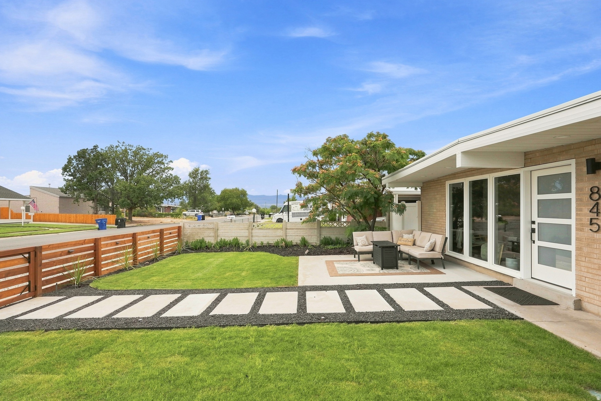 WHITE CITY - Residential