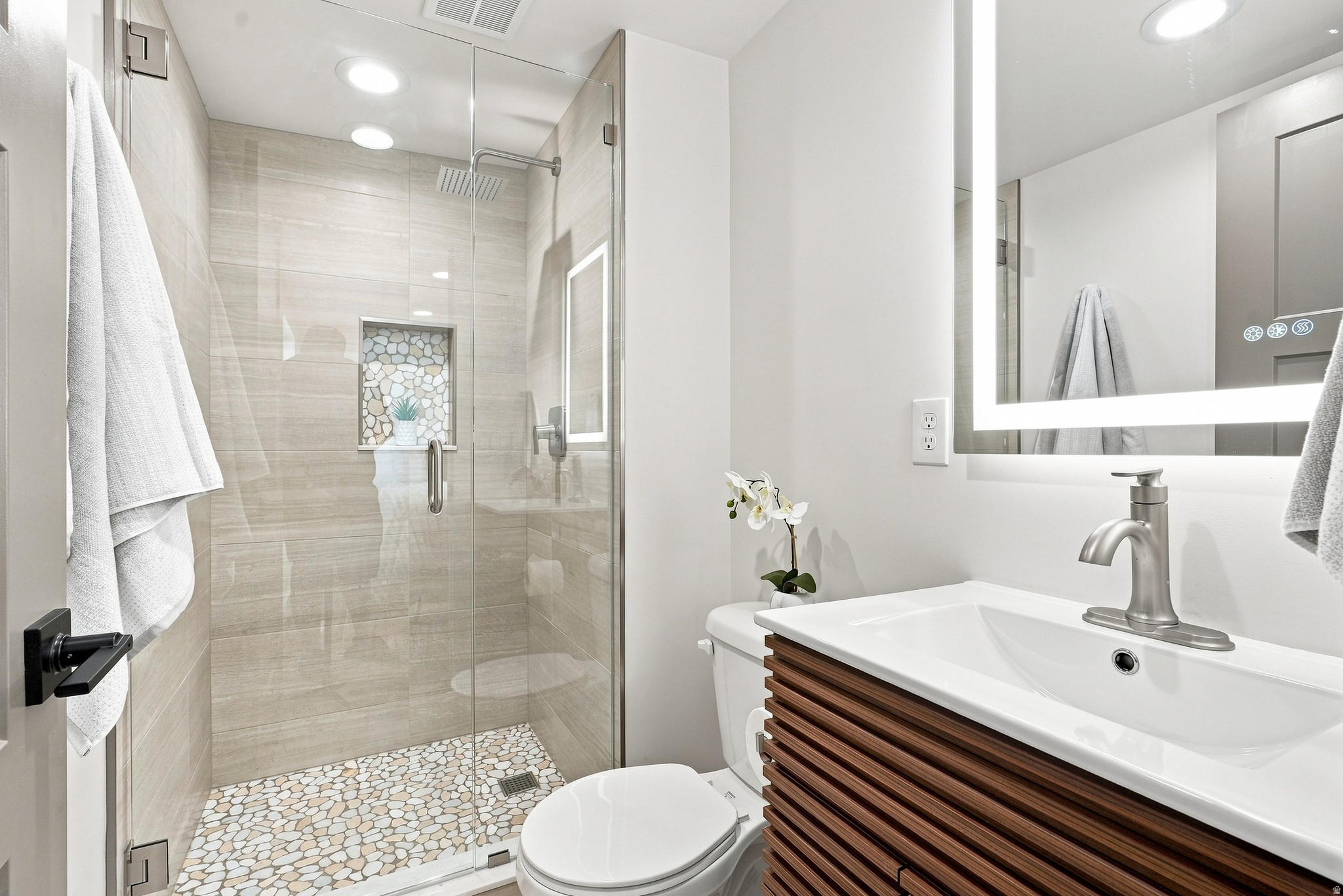 WHITE CITY - Residential