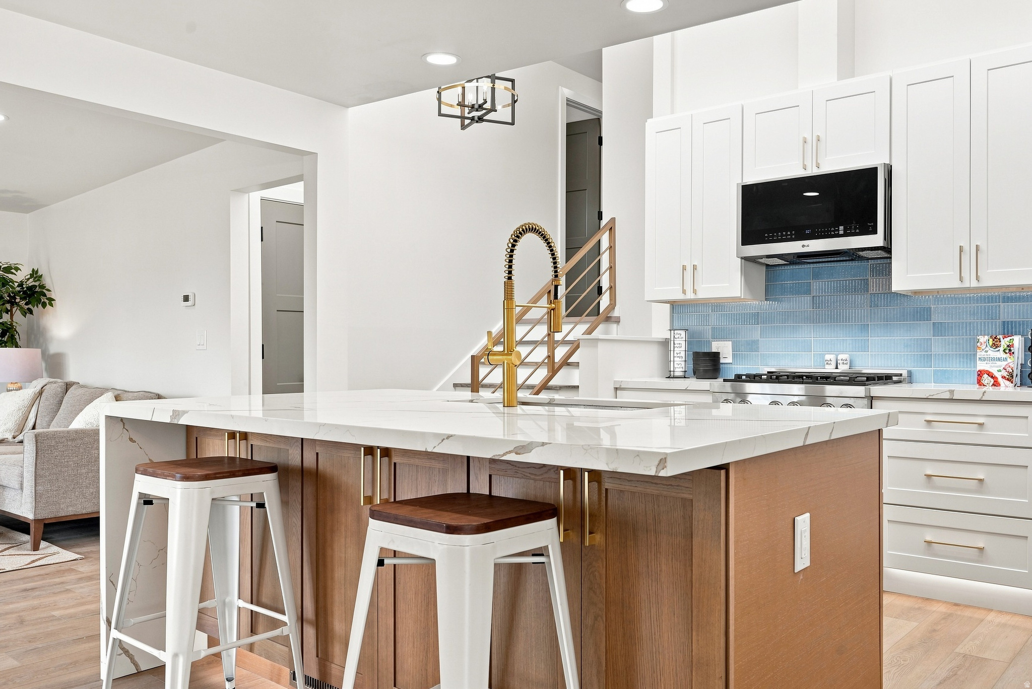 WHITE CITY - Residential