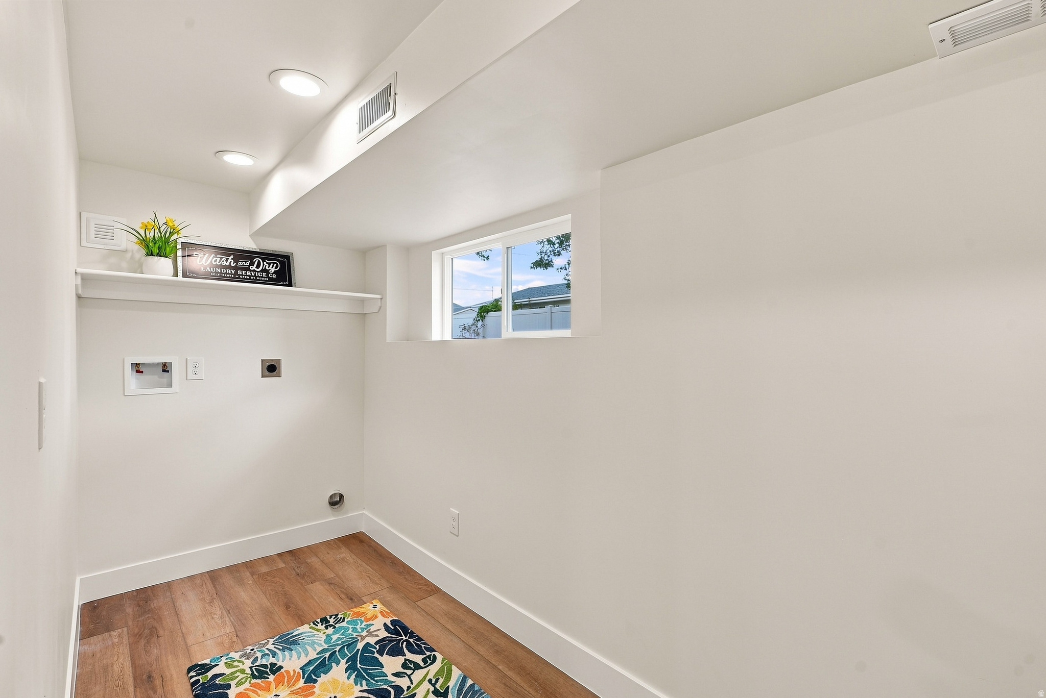WHITE CITY - Residential