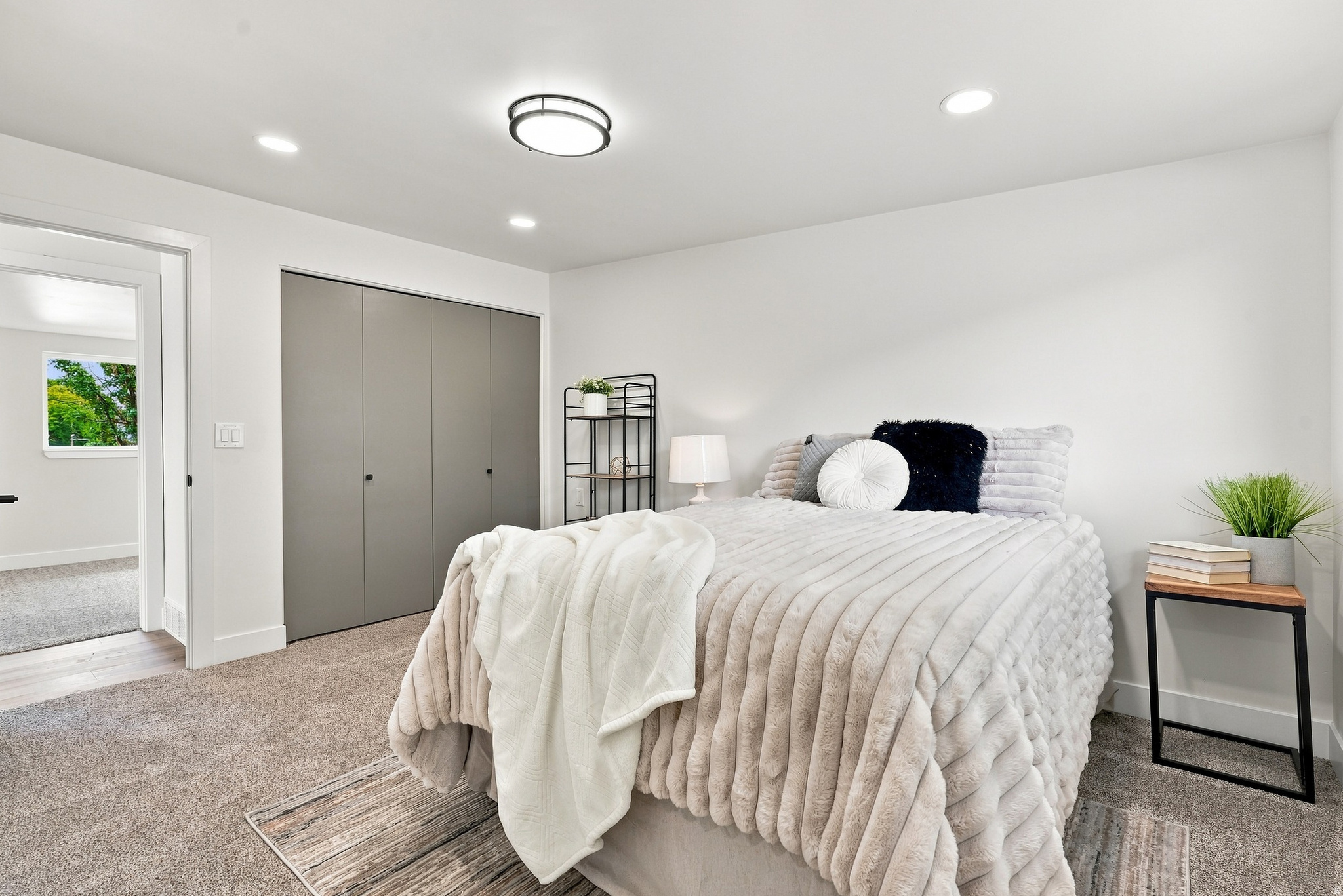WHITE CITY - Residential