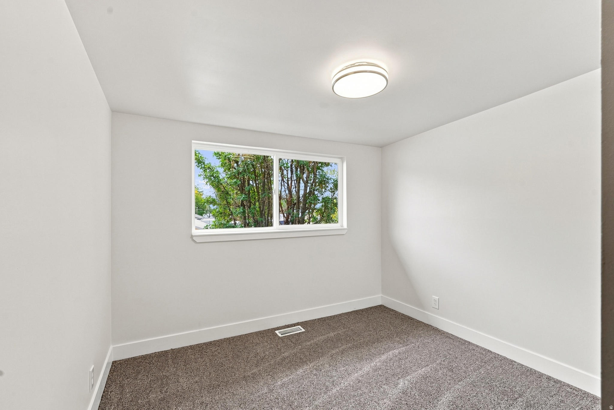 WHITE CITY - Residential