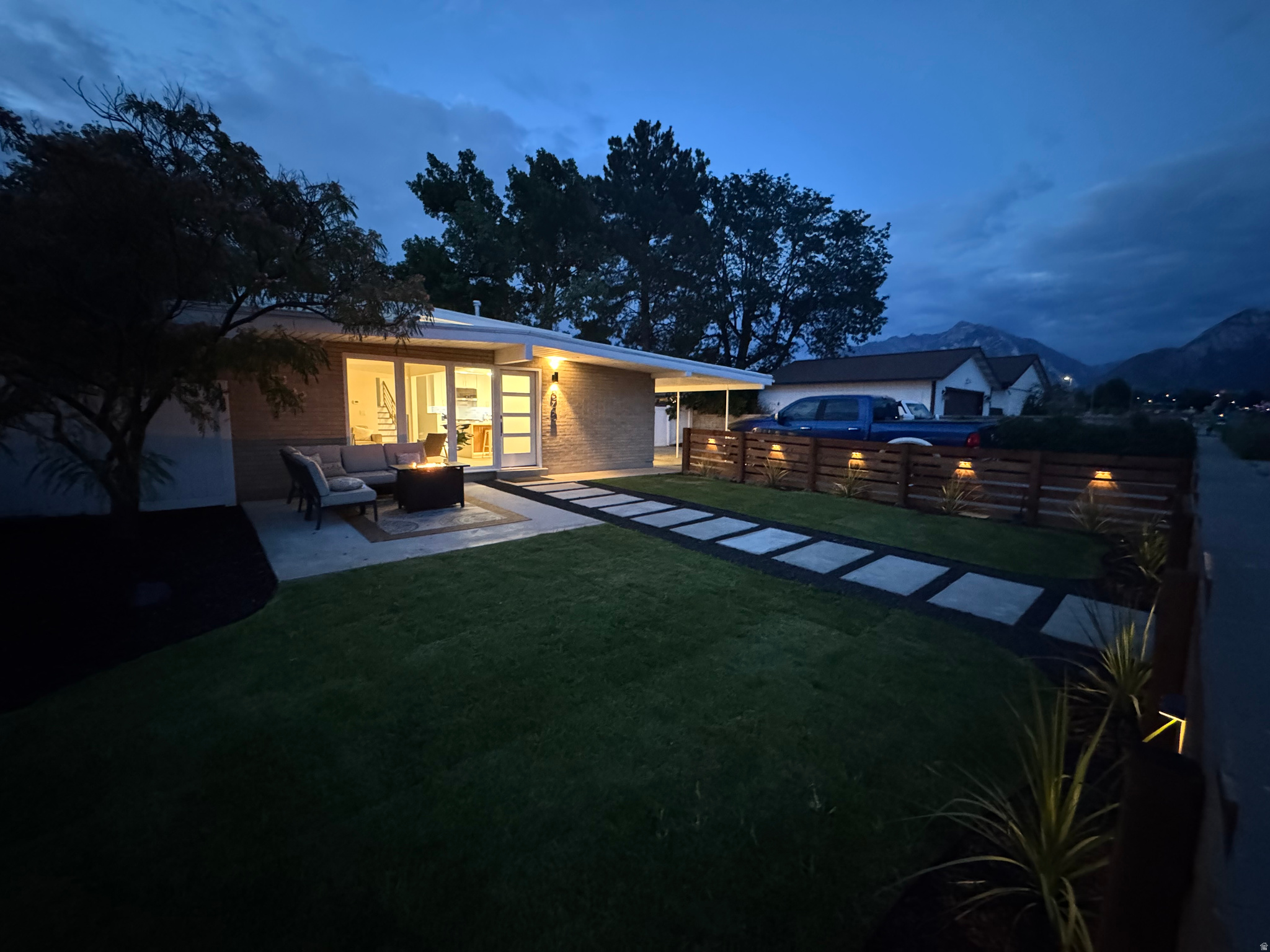 WHITE CITY - Residential