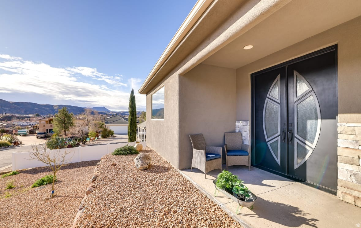 TOQUERVILLE TERRACE - Residential