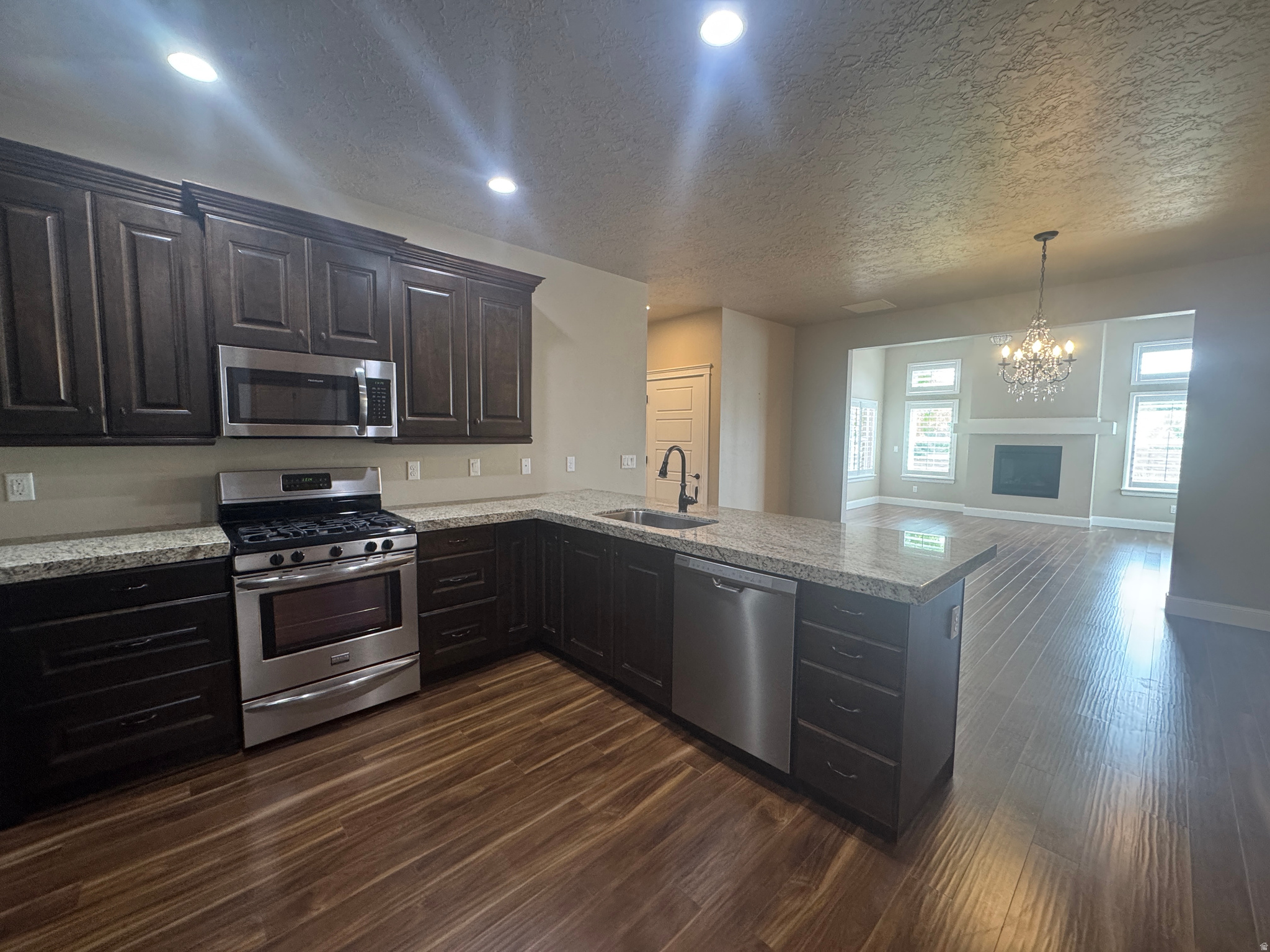 HARVEST CROSSING VILLAS - Residential