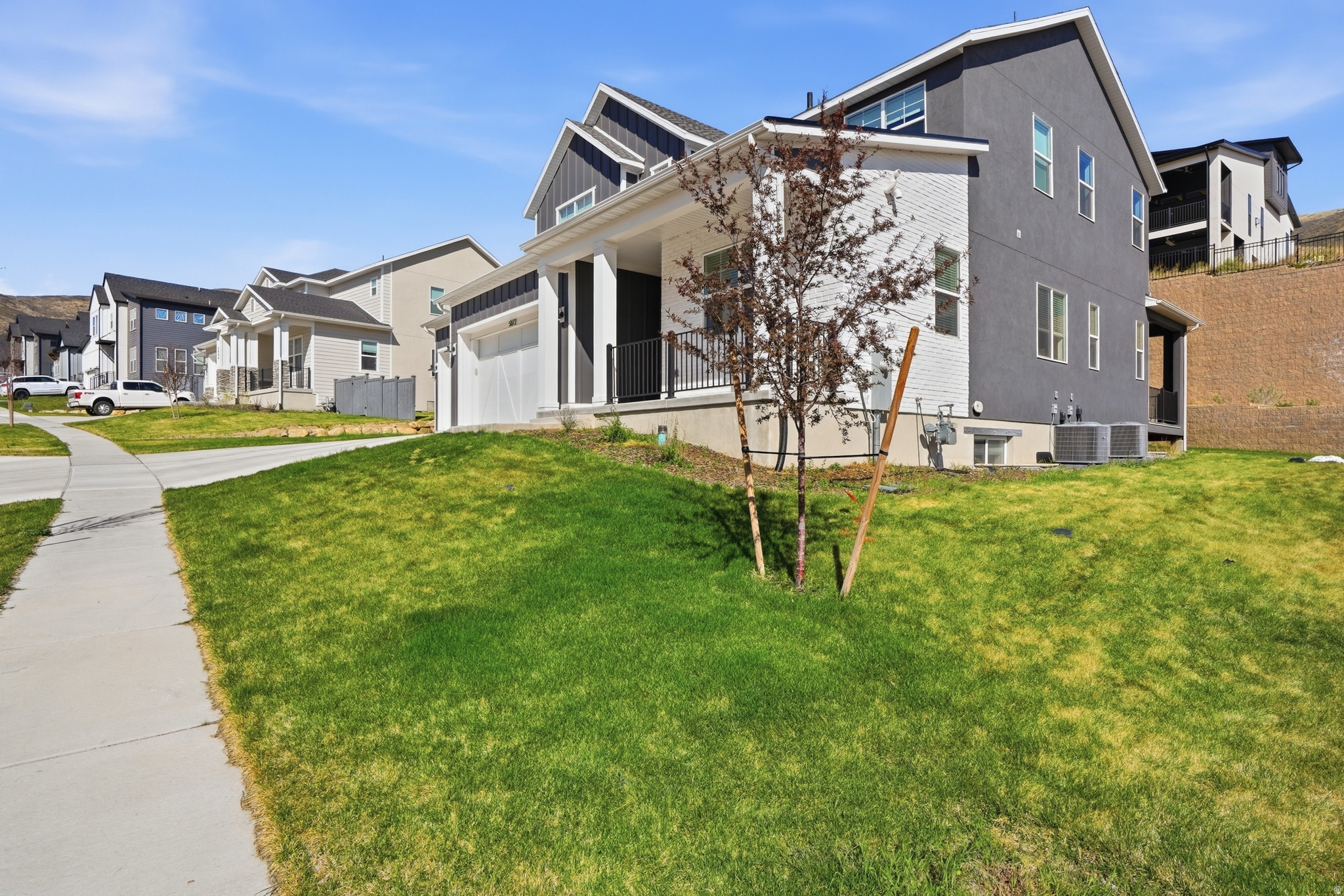 CANYON POINT - Residential