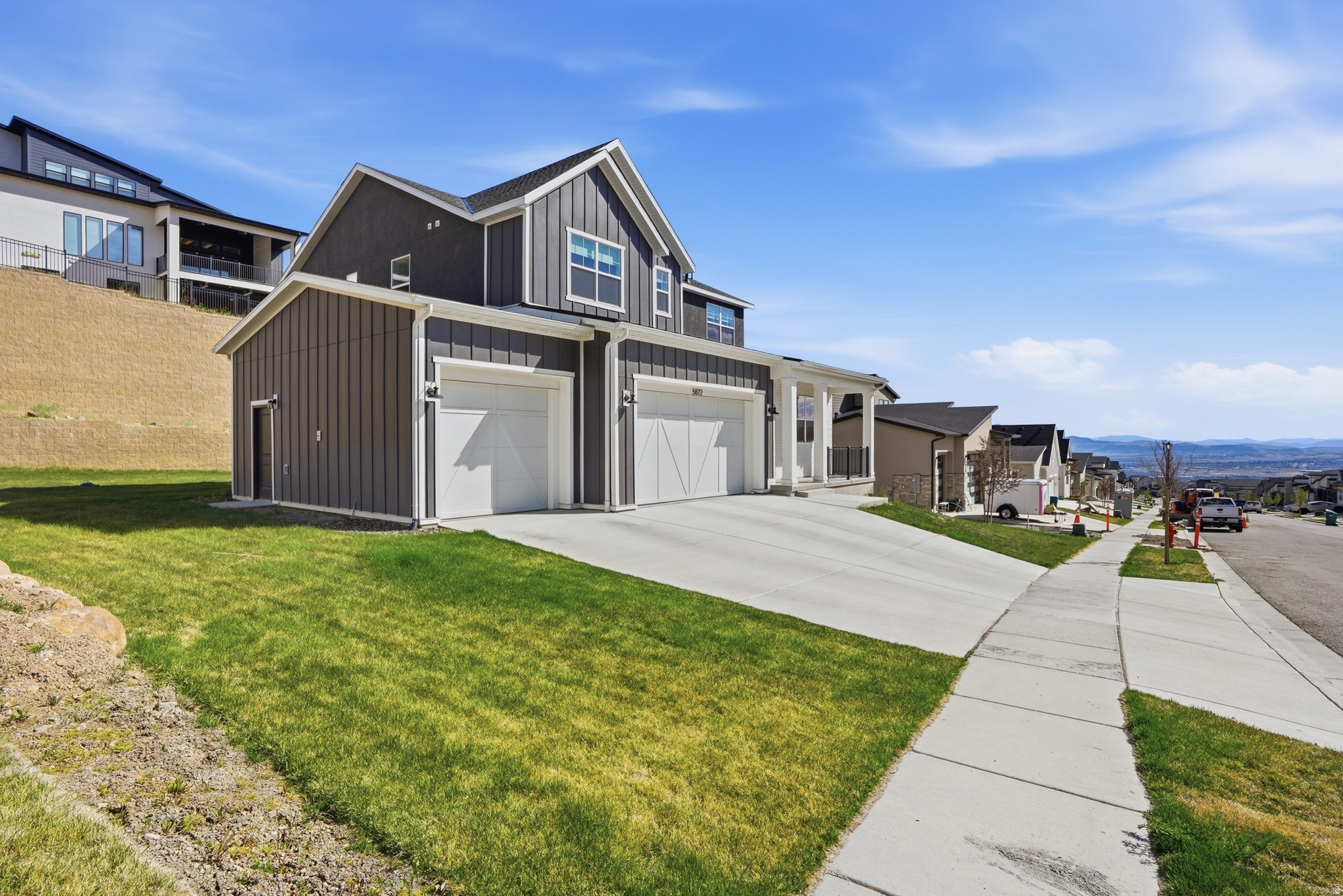 CANYON POINT - Residential