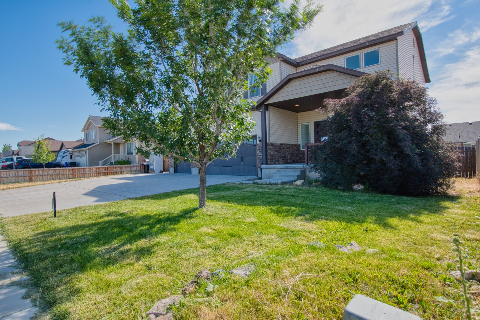 THE MEADOWS - Residential