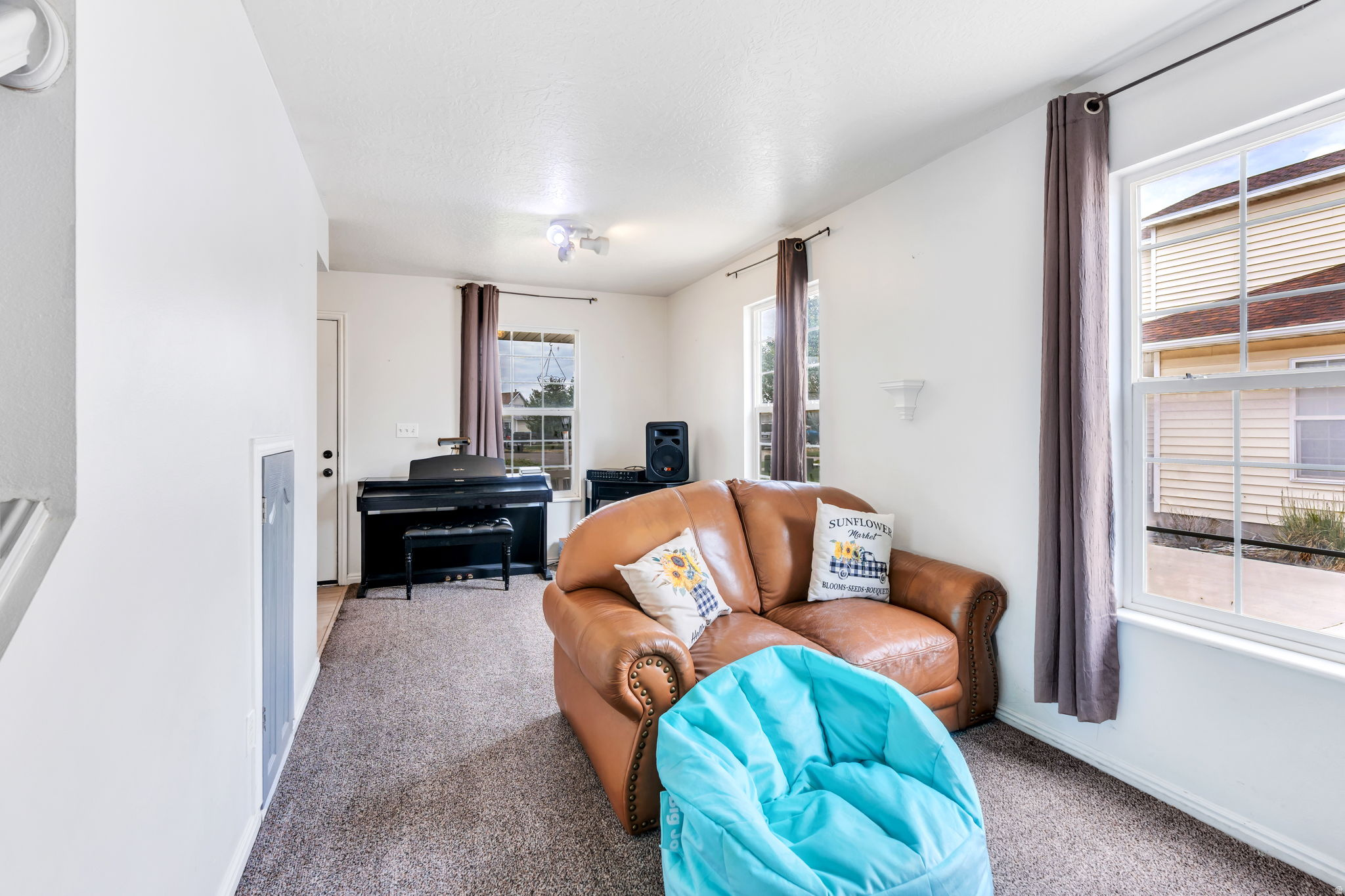 SUNSET PARK - Residential
