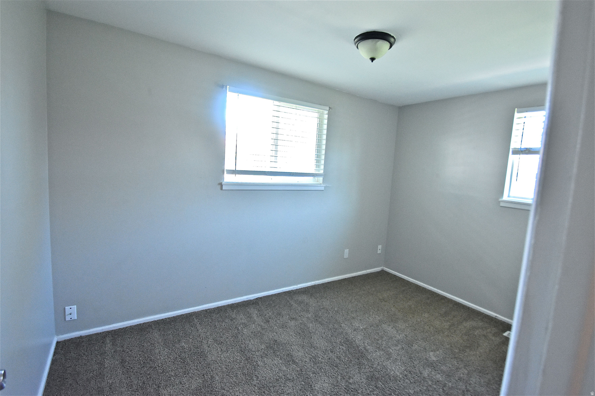 HOLLY & WHITNEY - Residential