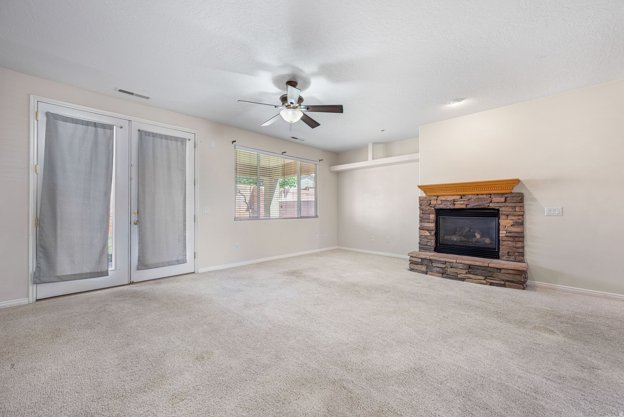 CORAL CANYON 1 - Residential
