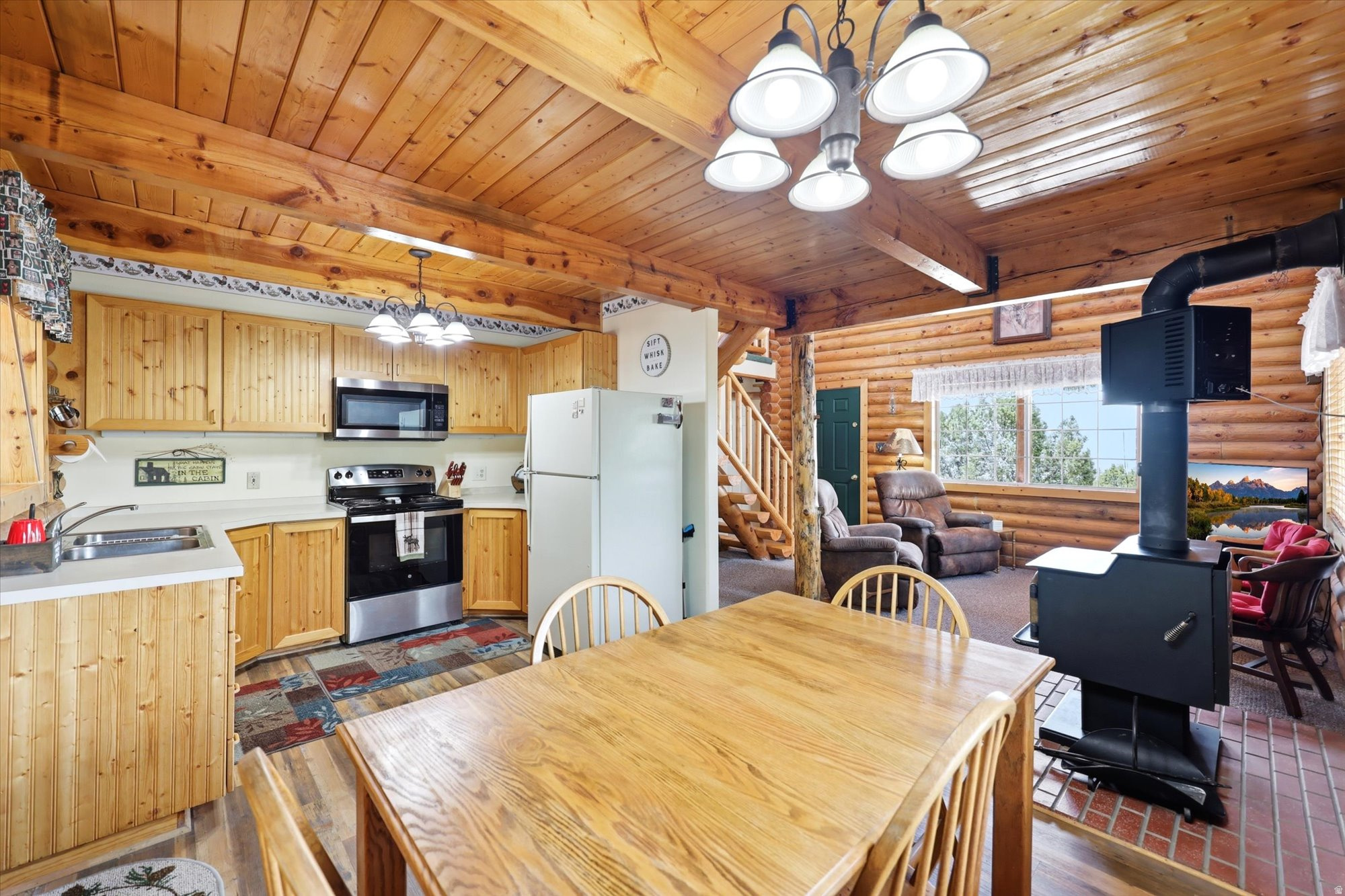 SKYLINE MOUNTAIN RESORT - Residential