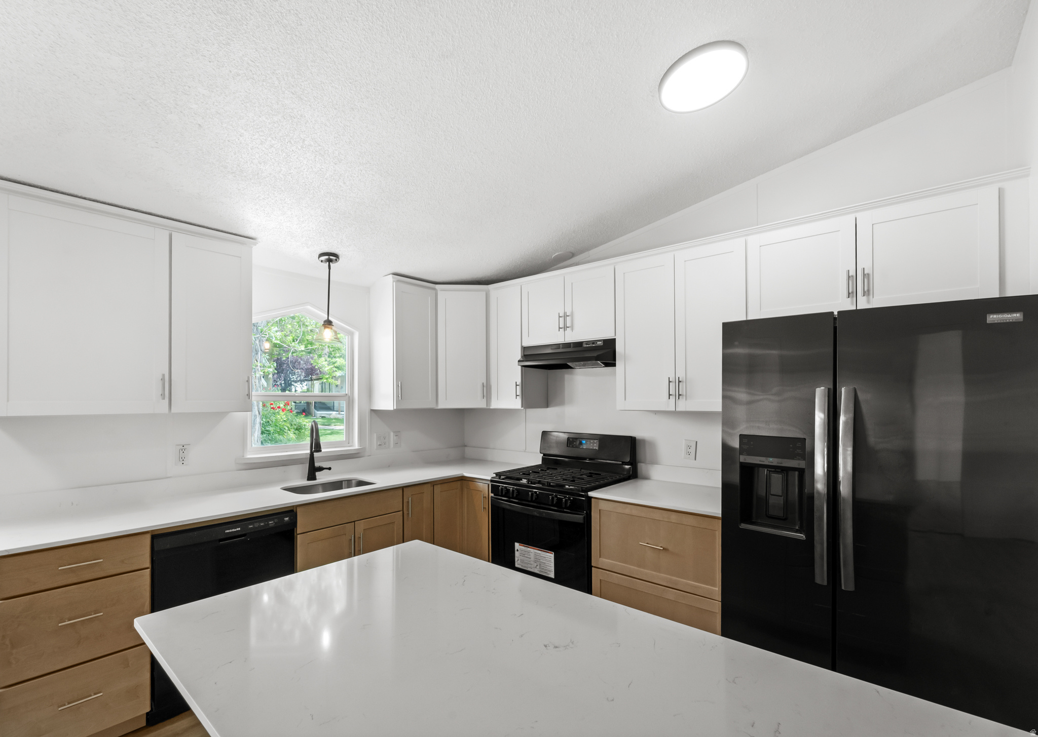 QUAIL RIDGE - Residential