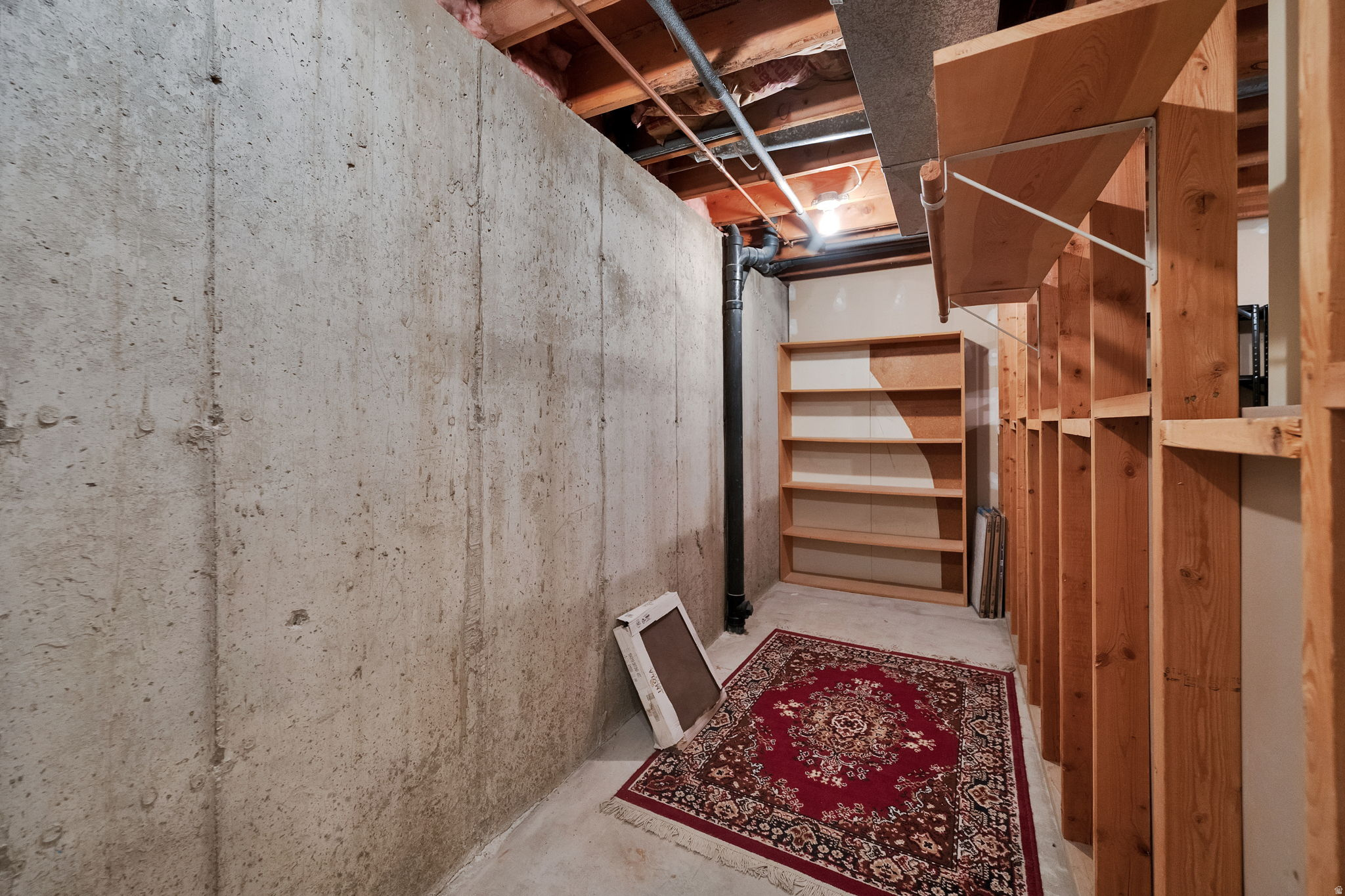 STONE HOLLOW - Residential