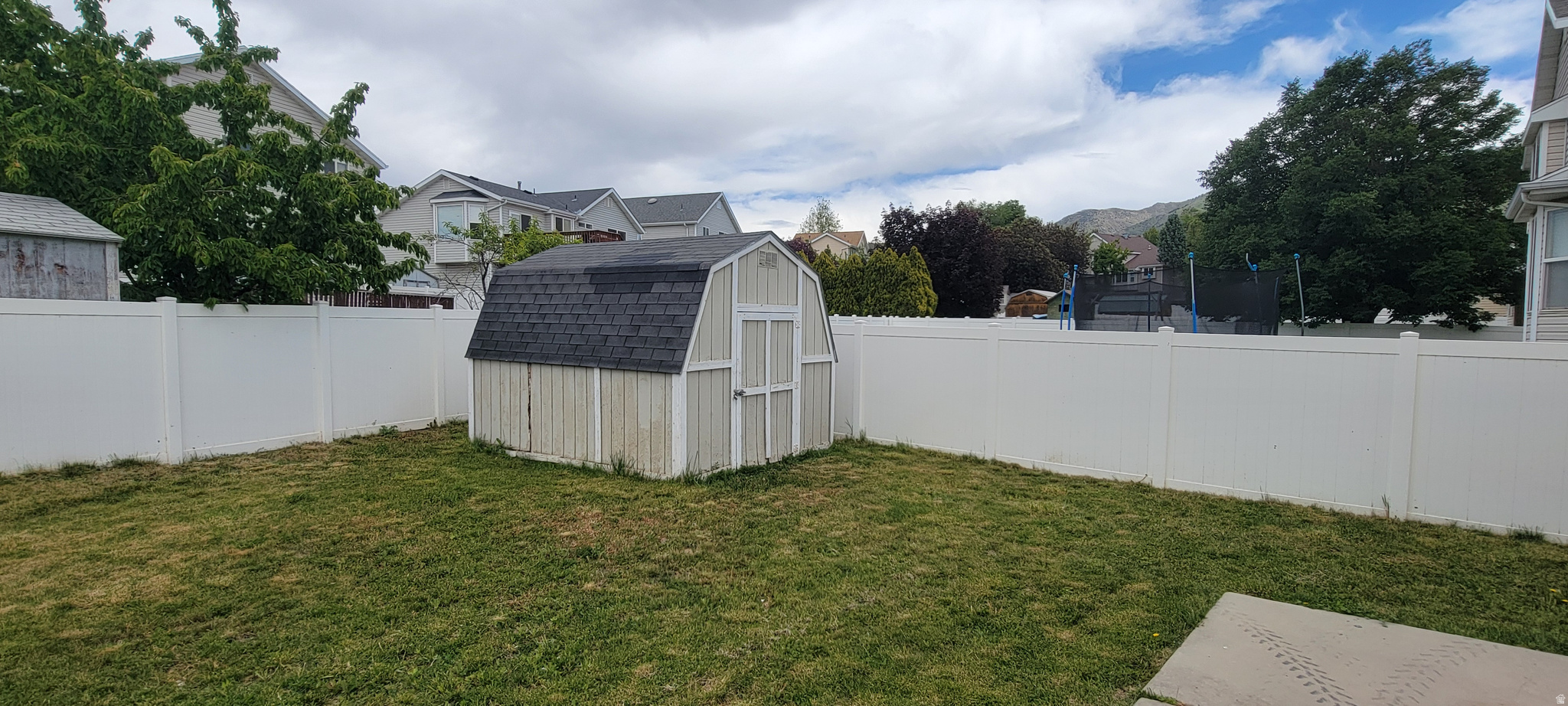 SUN HILLS PARK - Residential